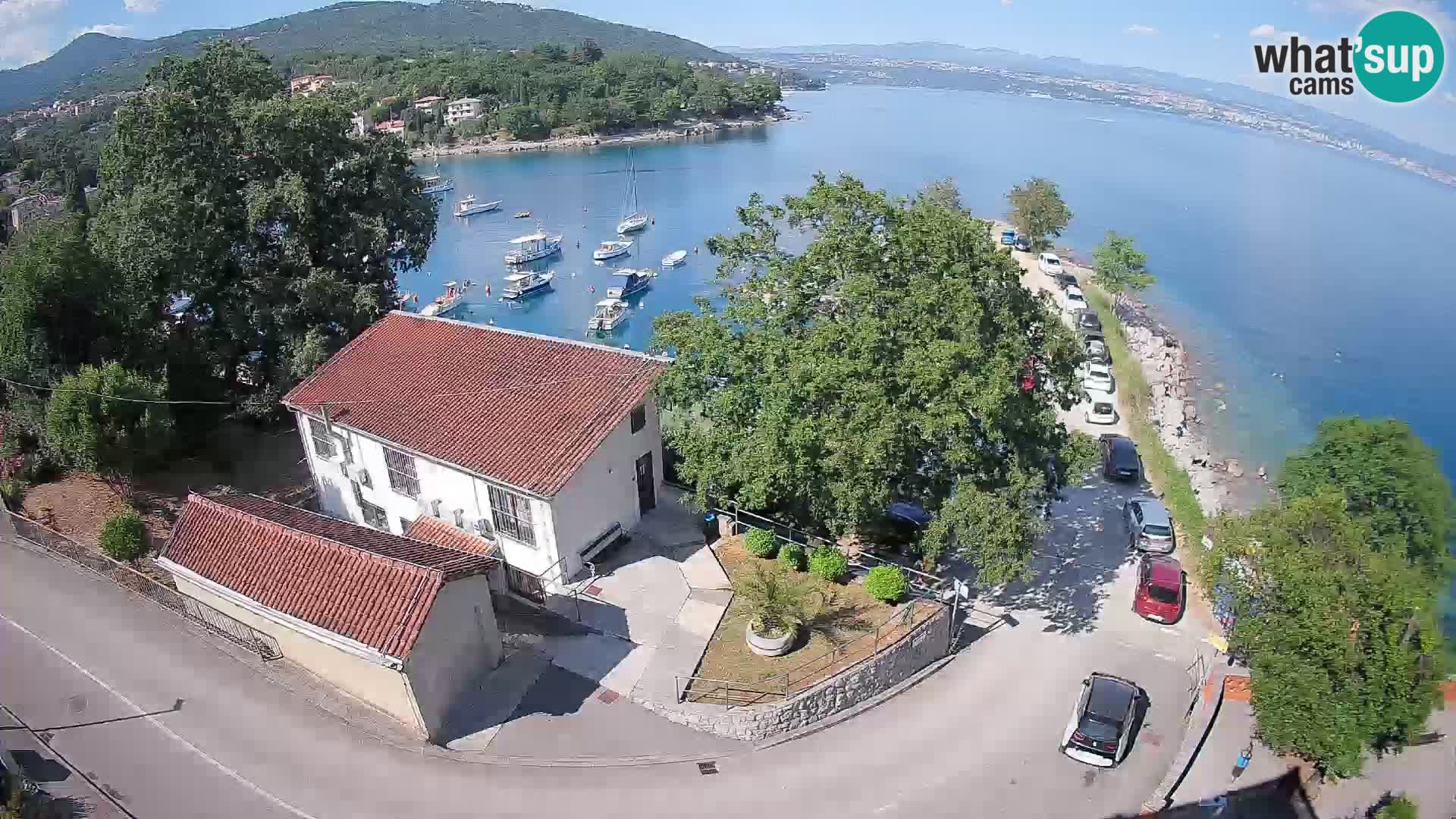 Ika Harbor Webcam – LIVE View of the Harbor and Opatija Lights