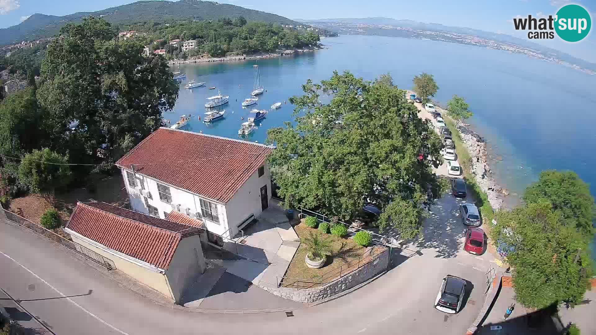 Ika Harbor Webcam – LIVE View of the Harbor and Opatija Lights