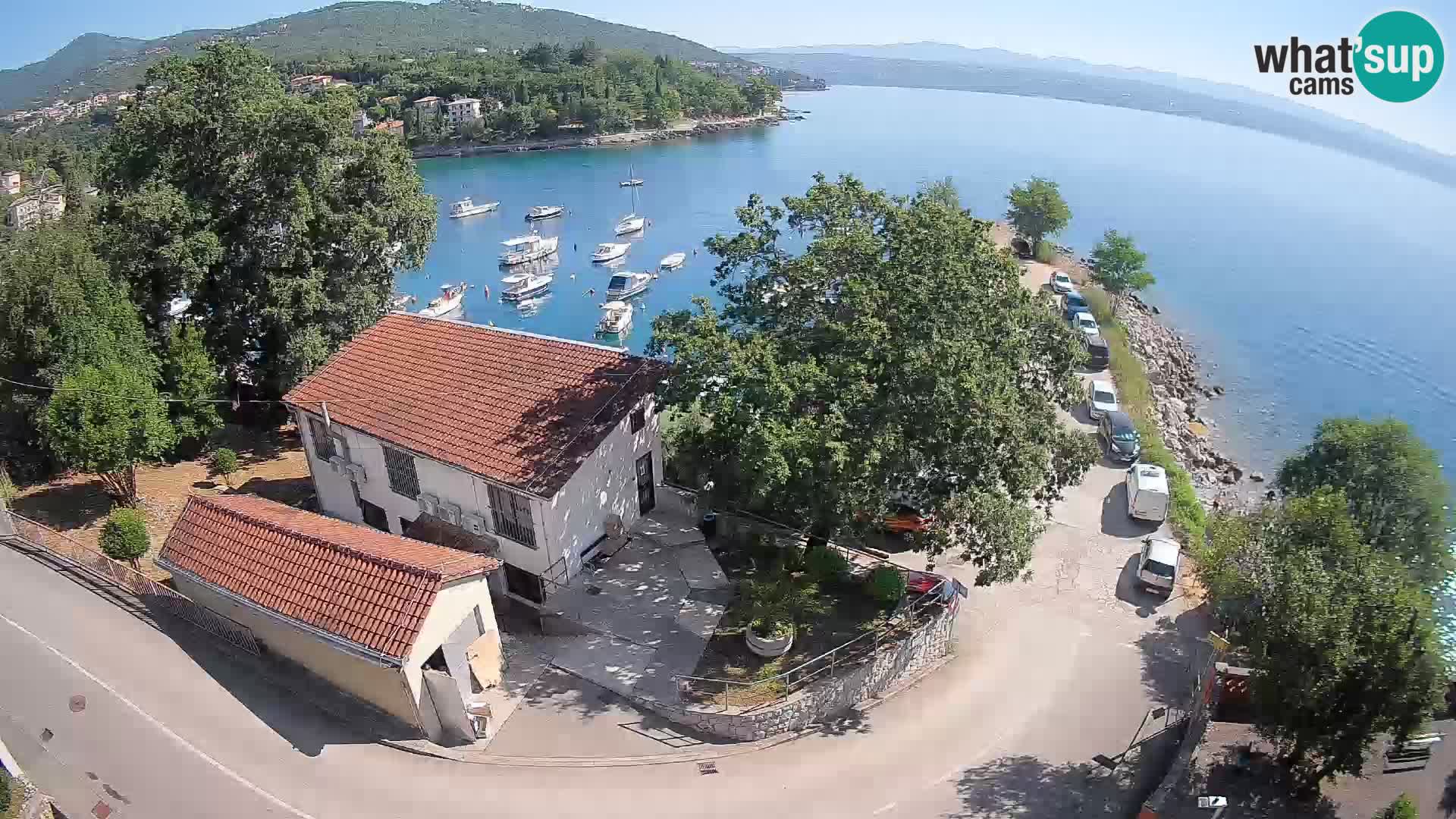 Ika Harbor Webcam – LIVE View of the Harbor and Opatija Lights