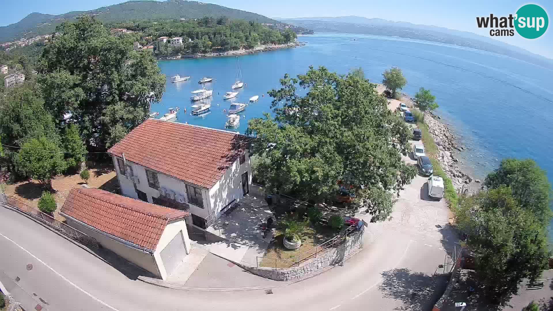 Ika Harbor Webcam – LIVE View of the Harbor and Opatija Lights