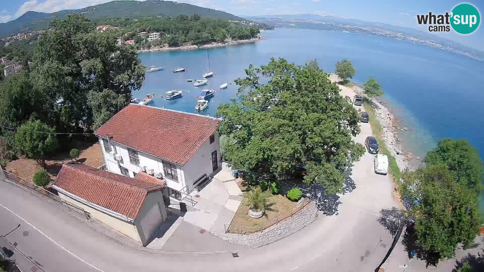 Ika Harbor Webcam – LIVE View of the Harbor and Opatija Lights