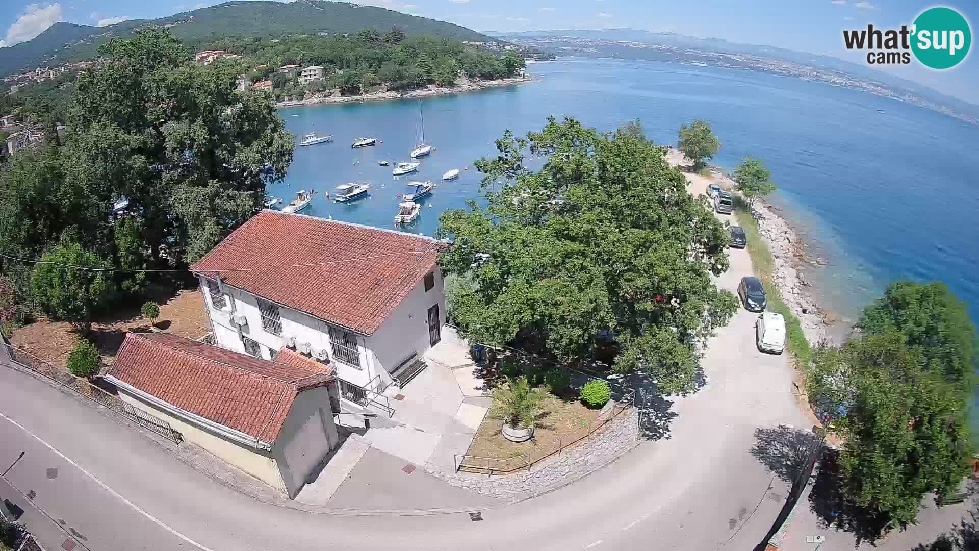 Ika Harbor Webcam – LIVE View of the Harbor and Opatija Lights