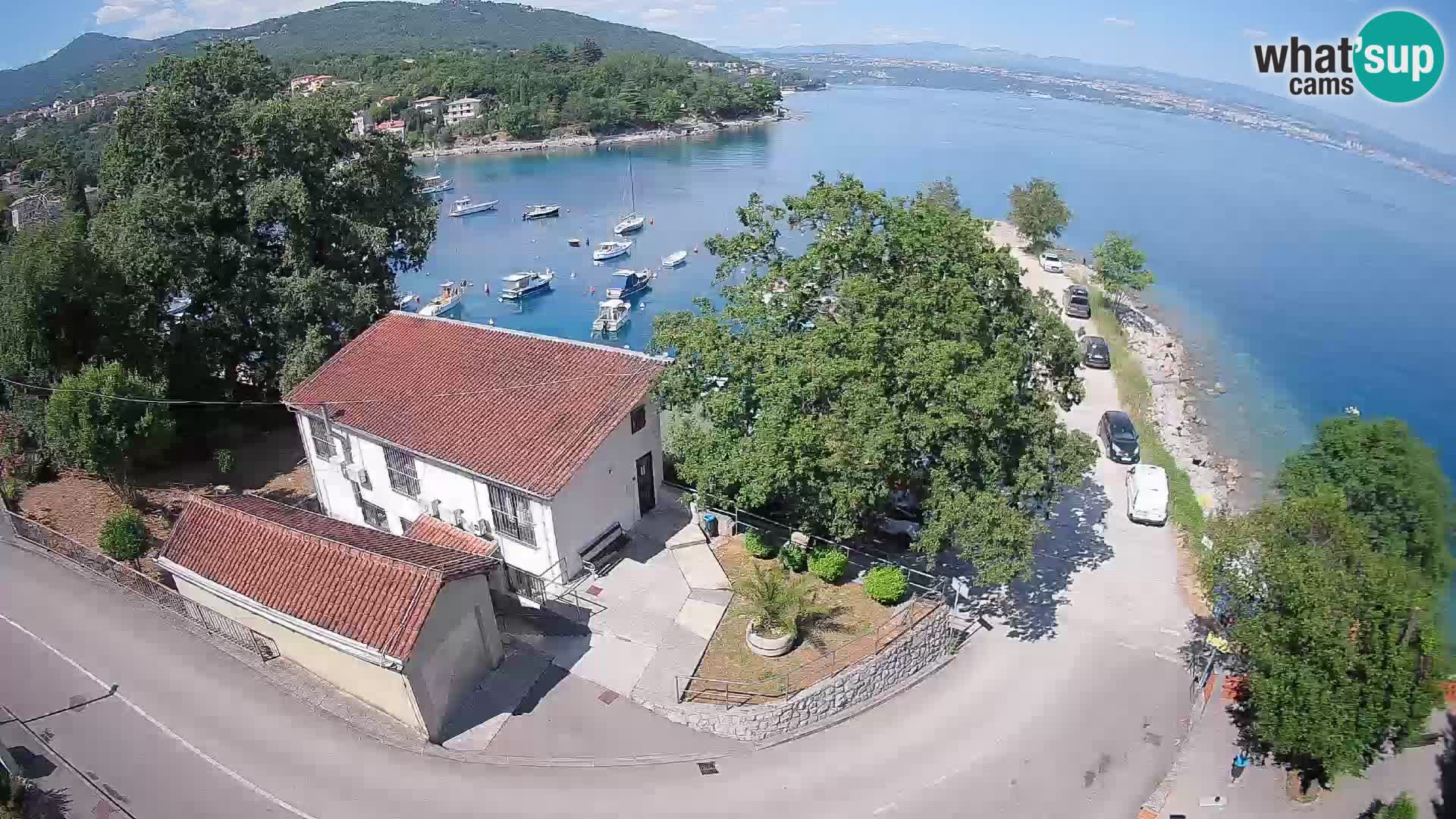 Ika Harbor Webcam – LIVE View of the Harbor and Opatija Lights