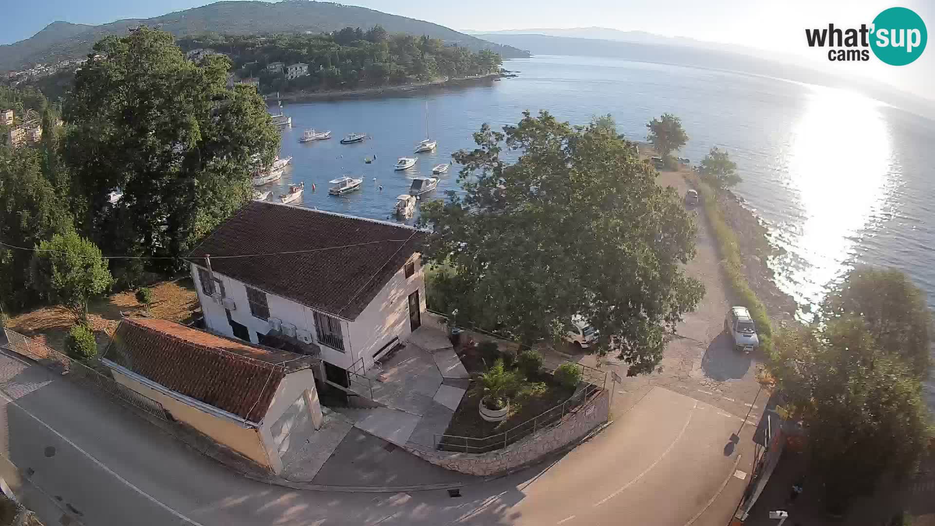 Ika Harbor Webcam – LIVE View of the Harbor and Opatija Lights