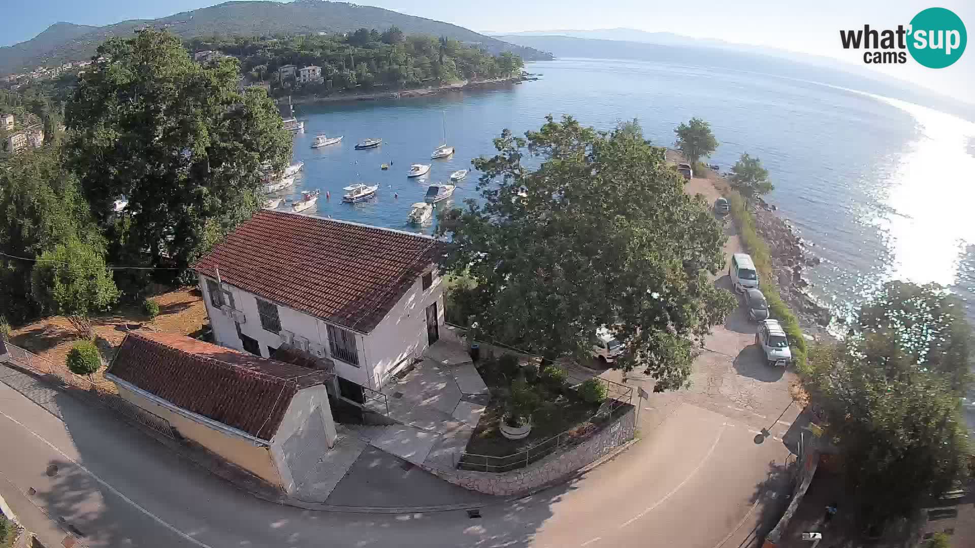 Ika Harbor Webcam – LIVE View of the Harbor and Opatija Lights