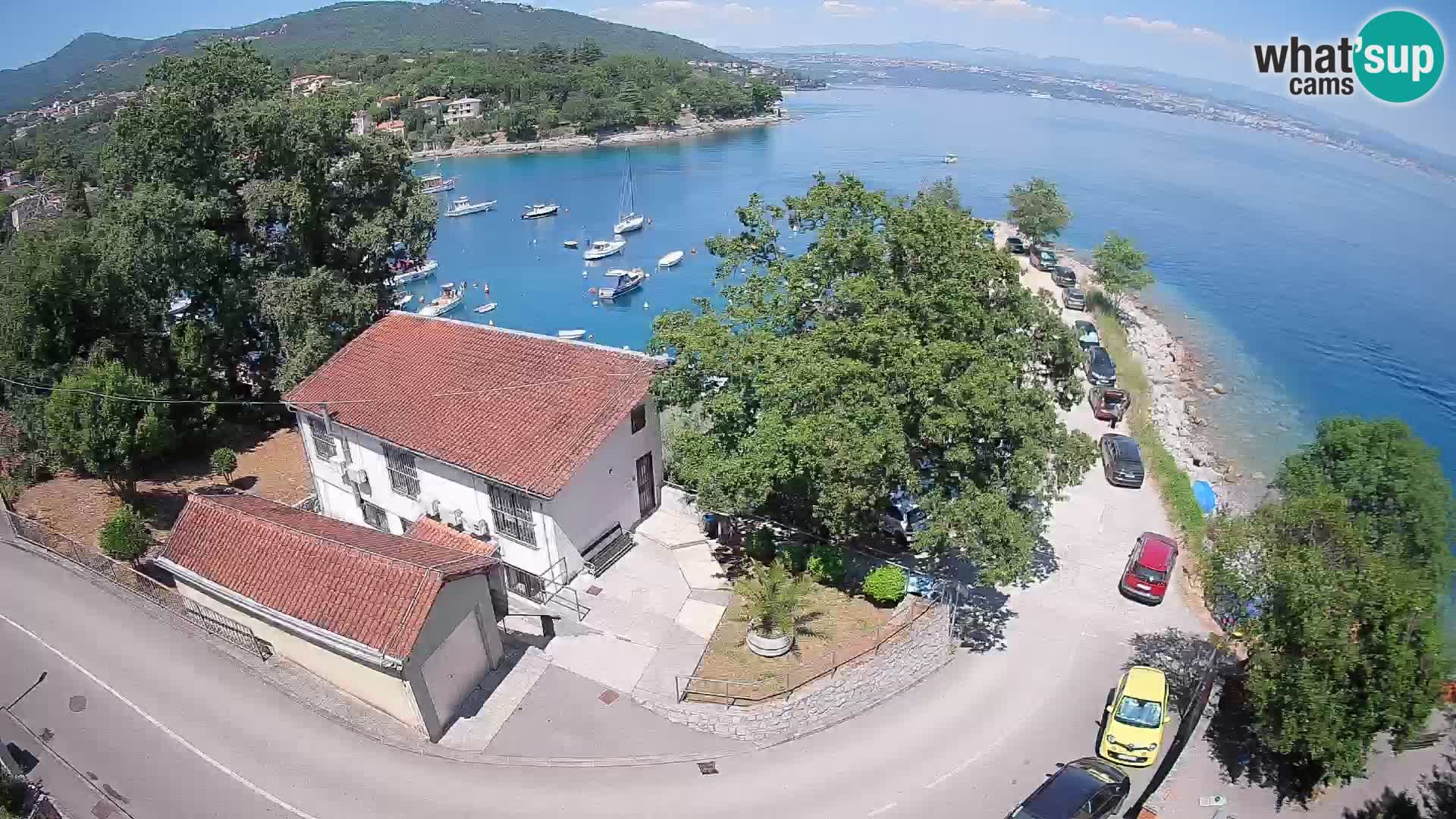 Ika Harbor Webcam – LIVE View of the Harbor and Opatija Lights