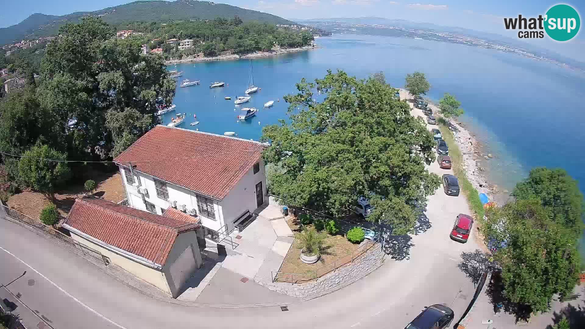 Ika Harbor Webcam – LIVE View of the Harbor and Opatija Lights