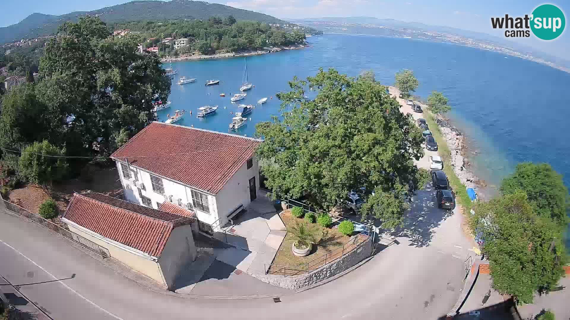 Ika Harbor Webcam – LIVE View of the Harbor and Opatija Lights