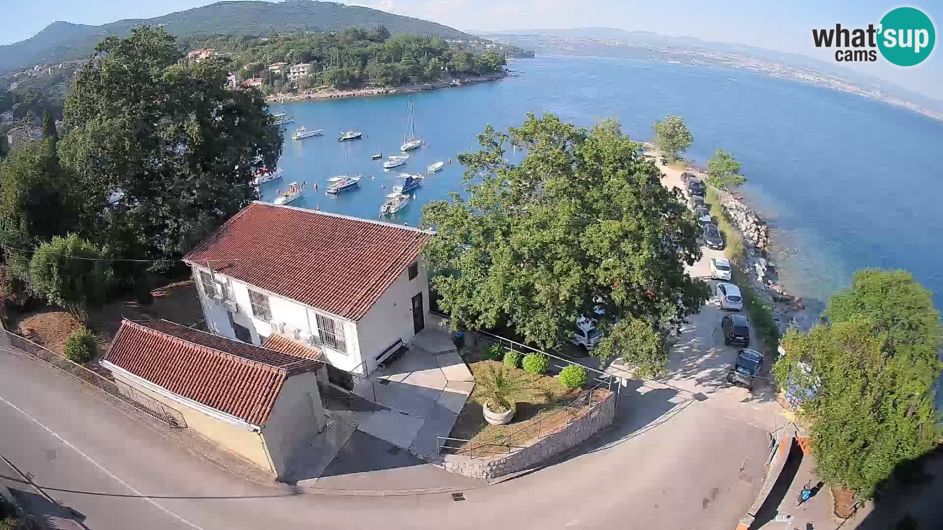 Ika Harbor Webcam – LIVE View of the Harbor and Opatija Lights