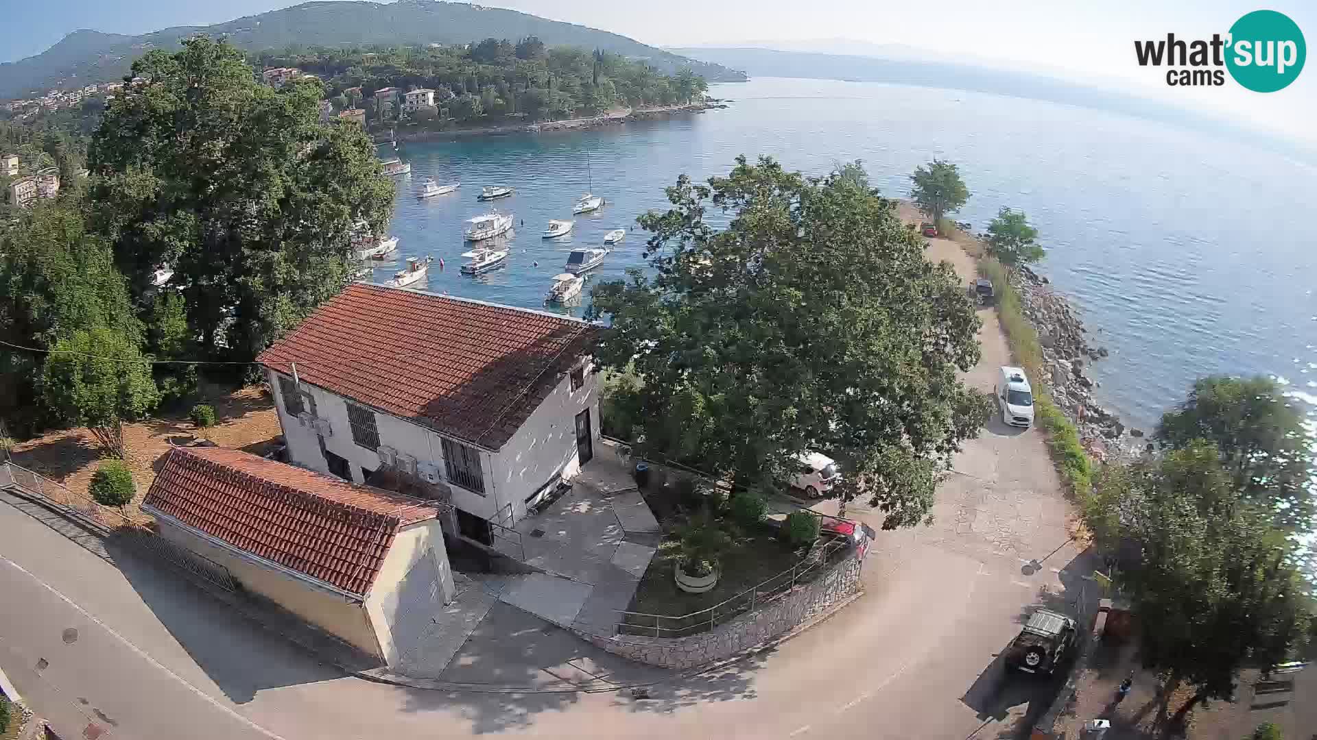 Ika Harbor Webcam – LIVE View of the Harbor and Opatija Lights