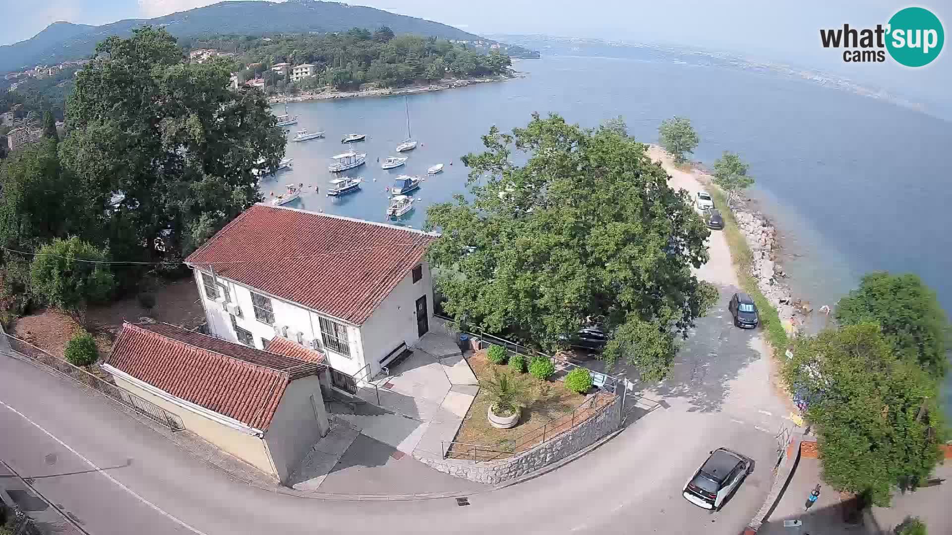 Ika Harbor Webcam – LIVE View of the Harbor and Opatija Lights