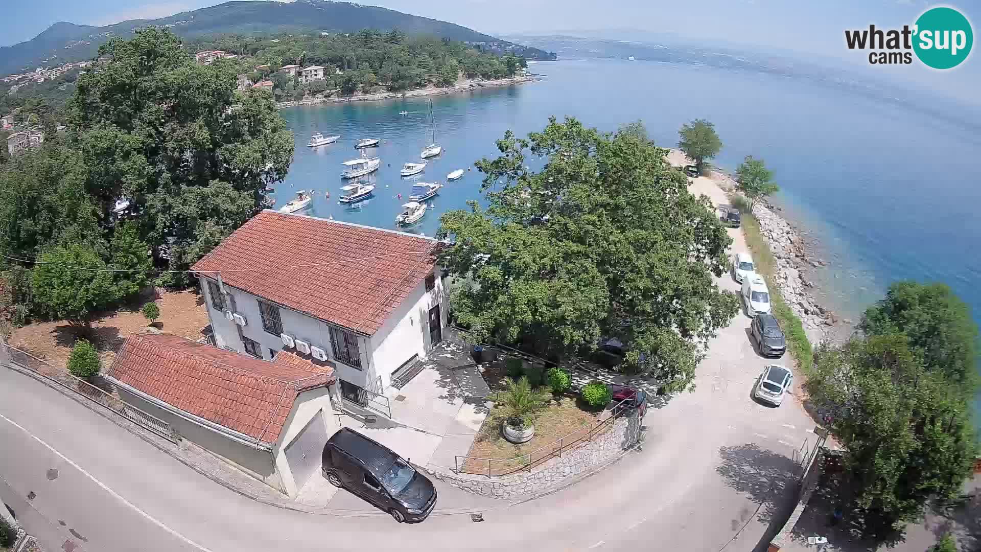 Ika Harbor Webcam – LIVE View of the Harbor and Opatija Lights