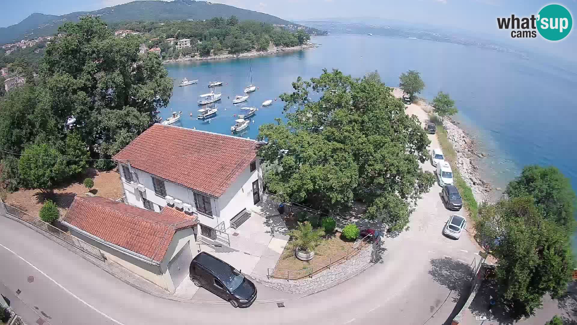 Ika Harbor Webcam – LIVE View of the Harbor and Opatija Lights