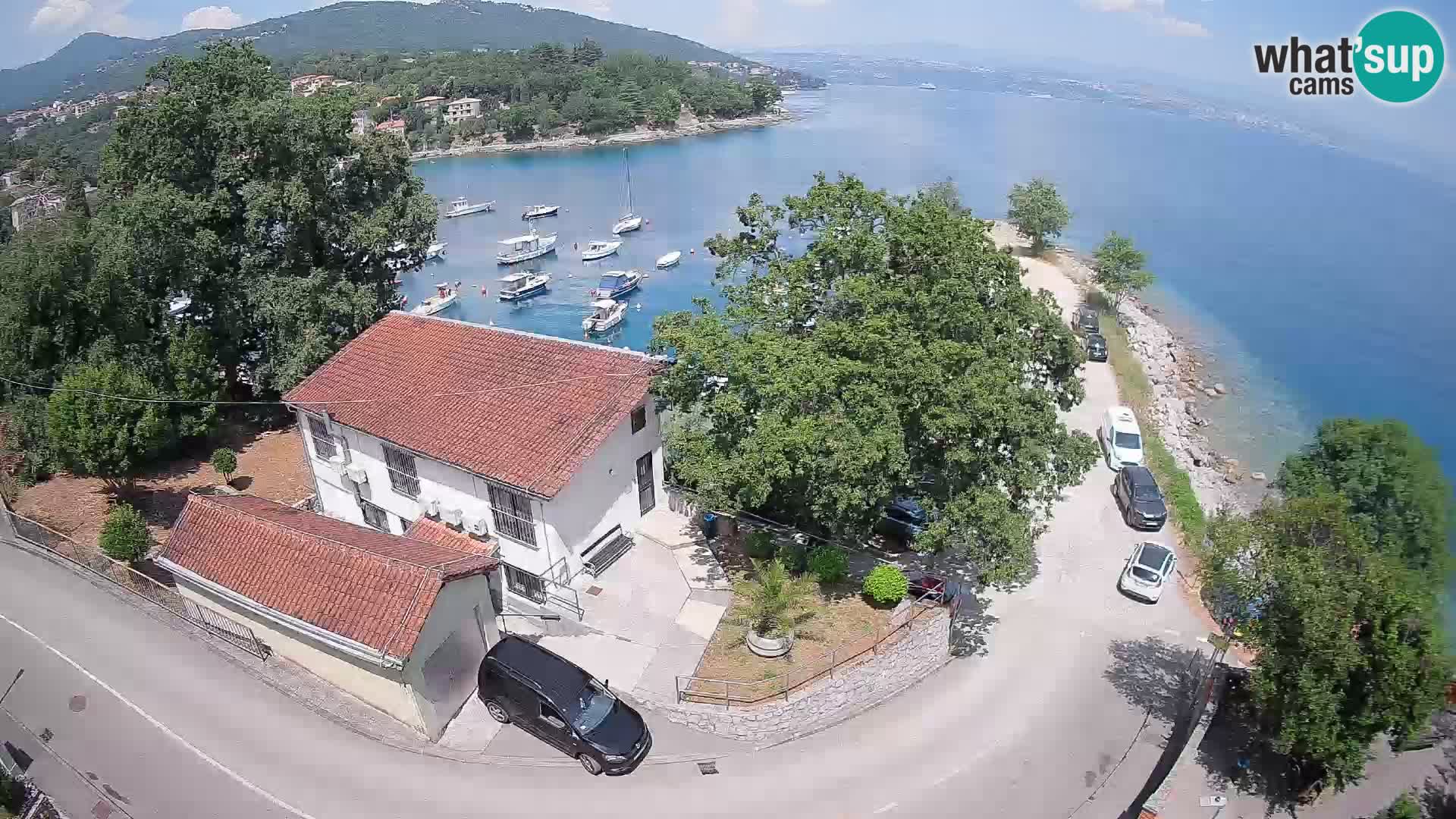 Ika Harbor Webcam – LIVE View of the Harbor and Opatija Lights
