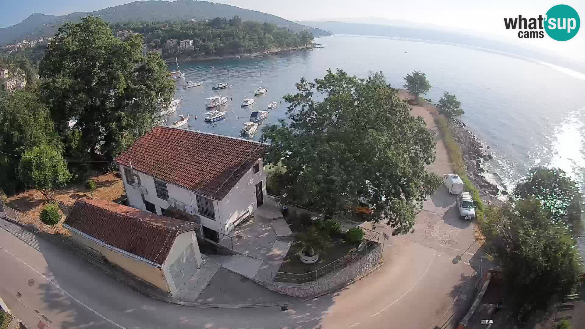 Ika Harbor Webcam – LIVE View of the Harbor and Opatija Lights