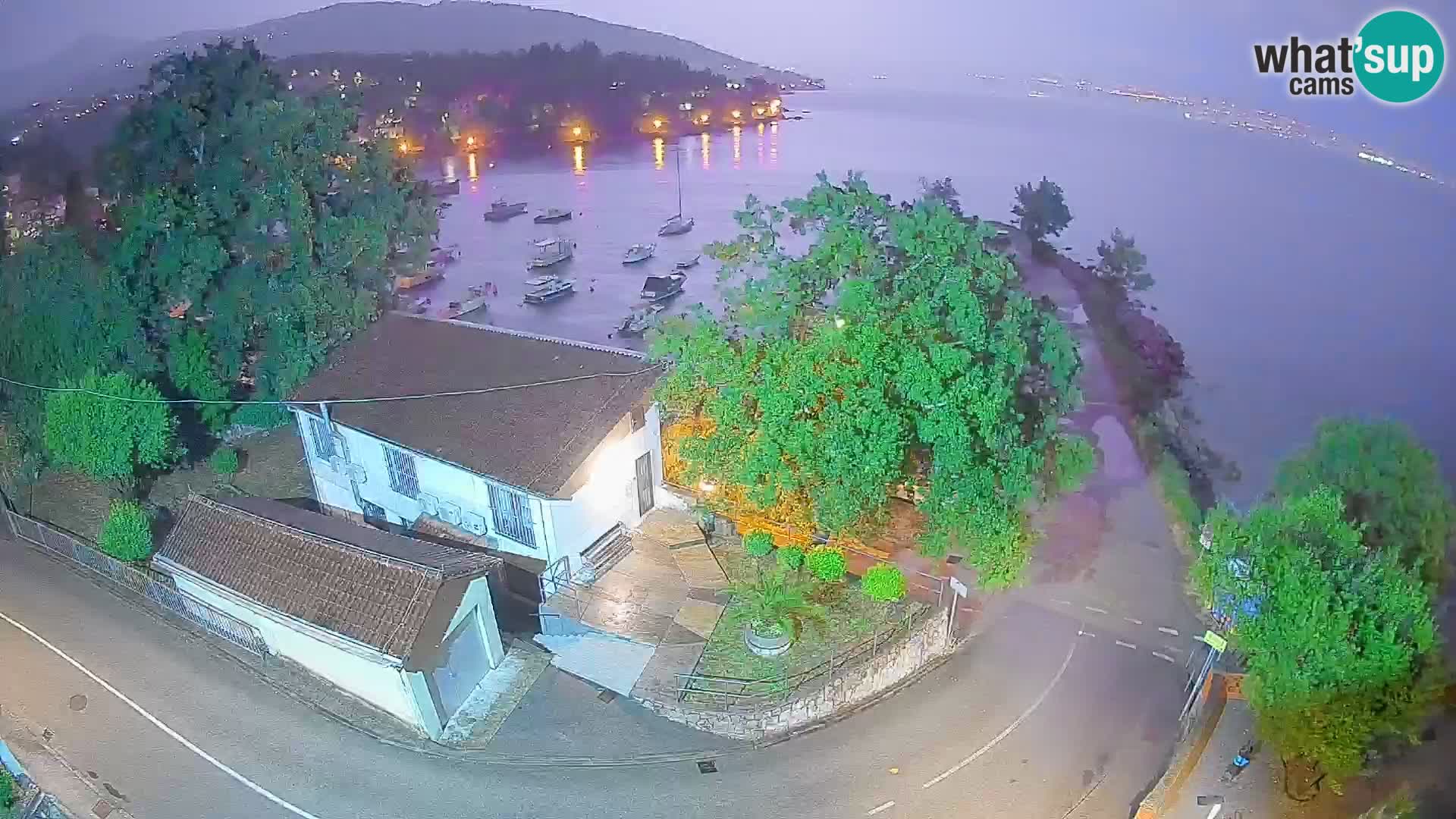 Ika Harbor Webcam – LIVE View of the Harbor and Opatija Lights