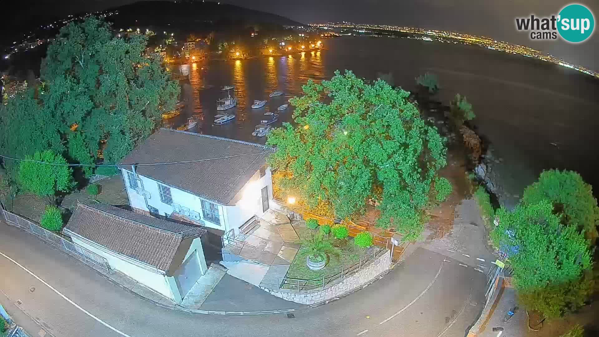 Webcam puerto de Ika – Vista en directo y luces de Opatija