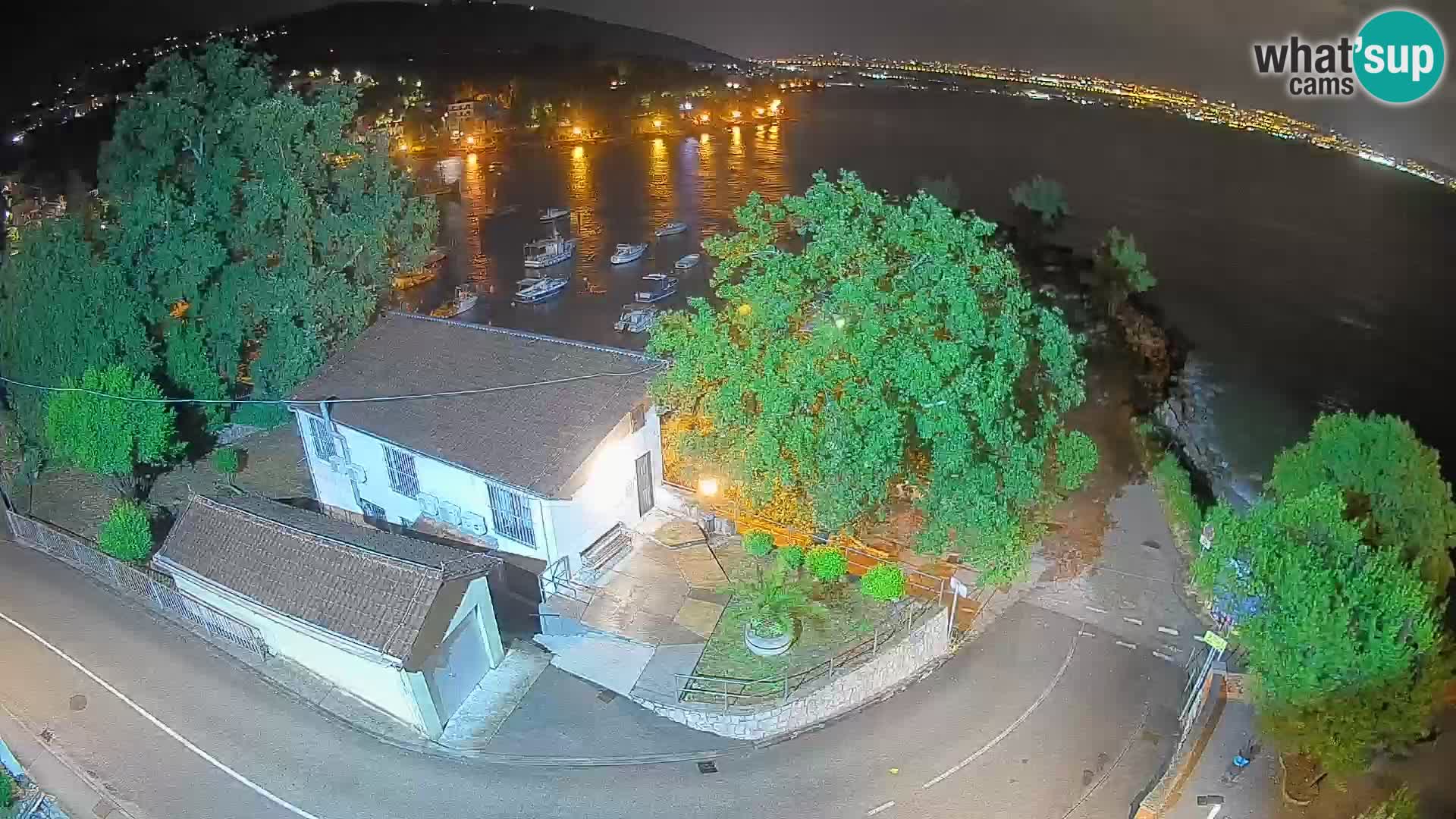 Webcam puerto de Ika – Vista en directo y luces de Opatija