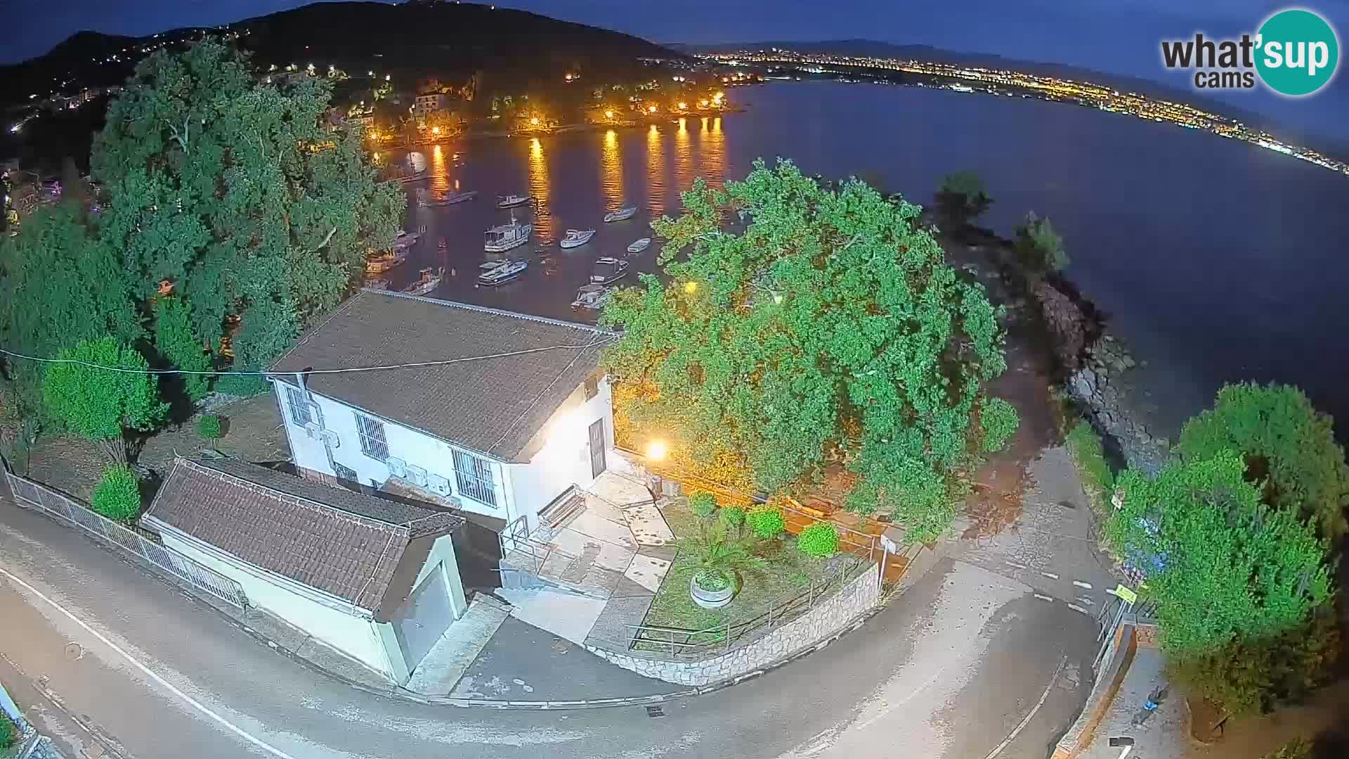 Webcam puerto de Ika – Vista en directo y luces de Opatija