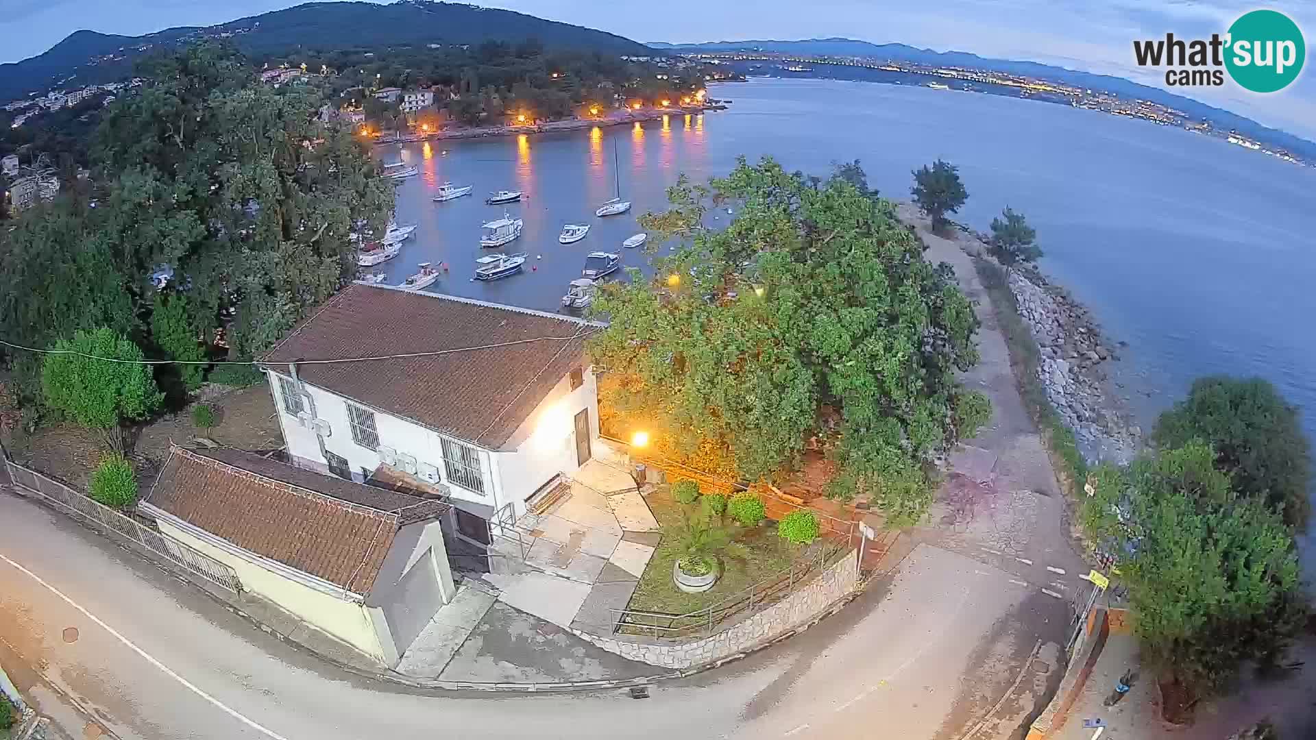 Webcam puerto de Ika – Vista en directo y luces de Opatija