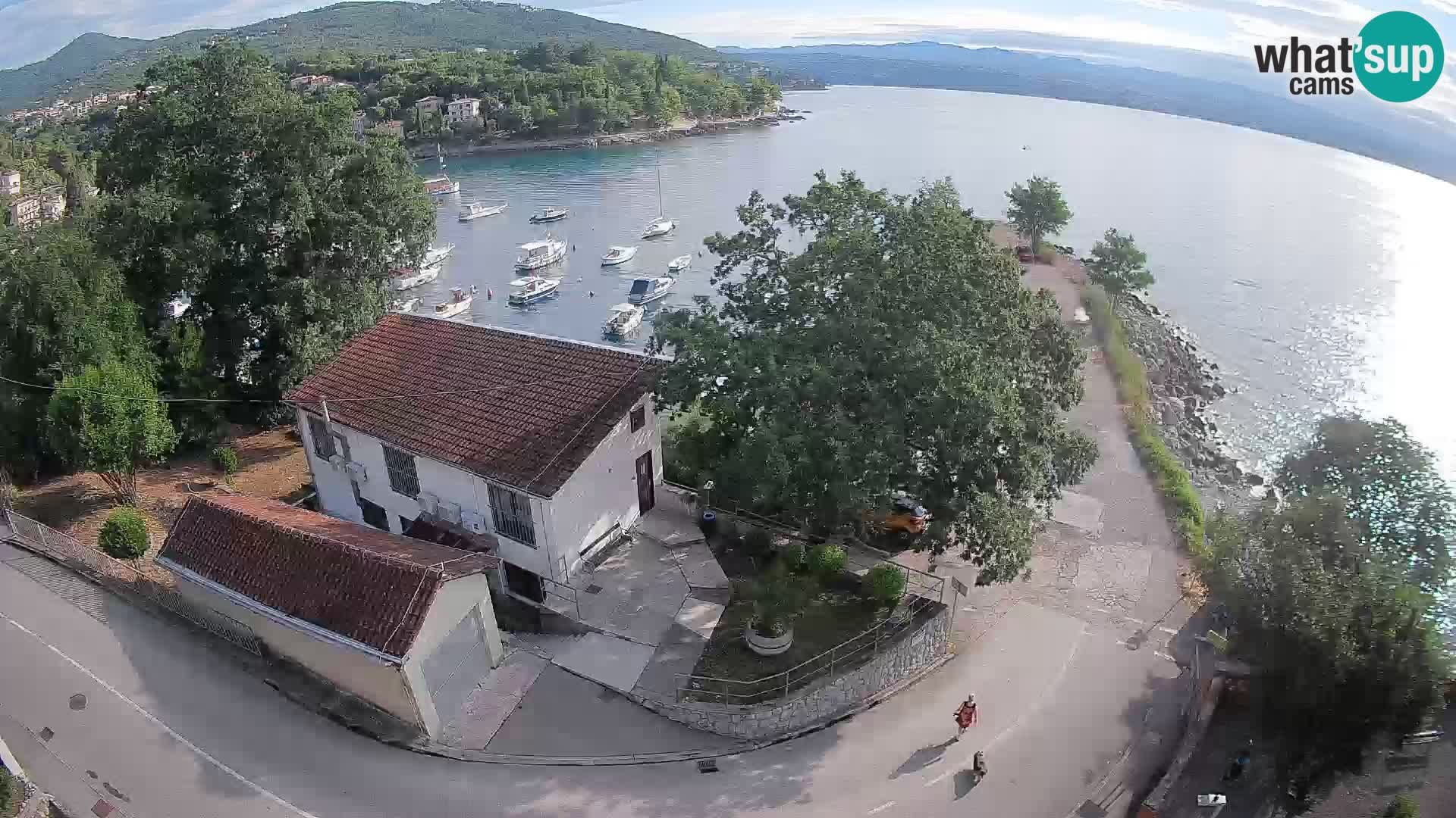 Ika Harbor Webcam – LIVE View of the Harbor and Opatija Lights