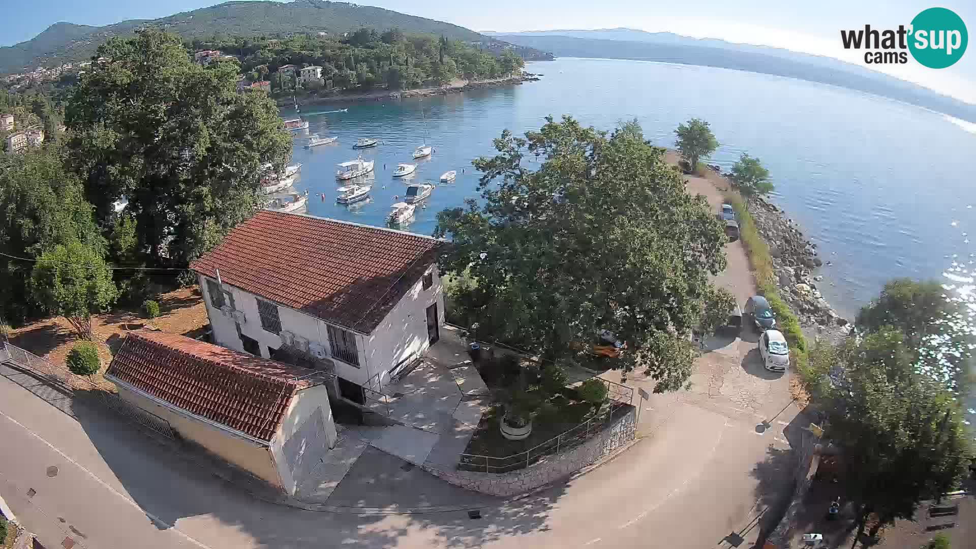 Ika Harbor Webcam – LIVE View of the Harbor and Opatija Lights