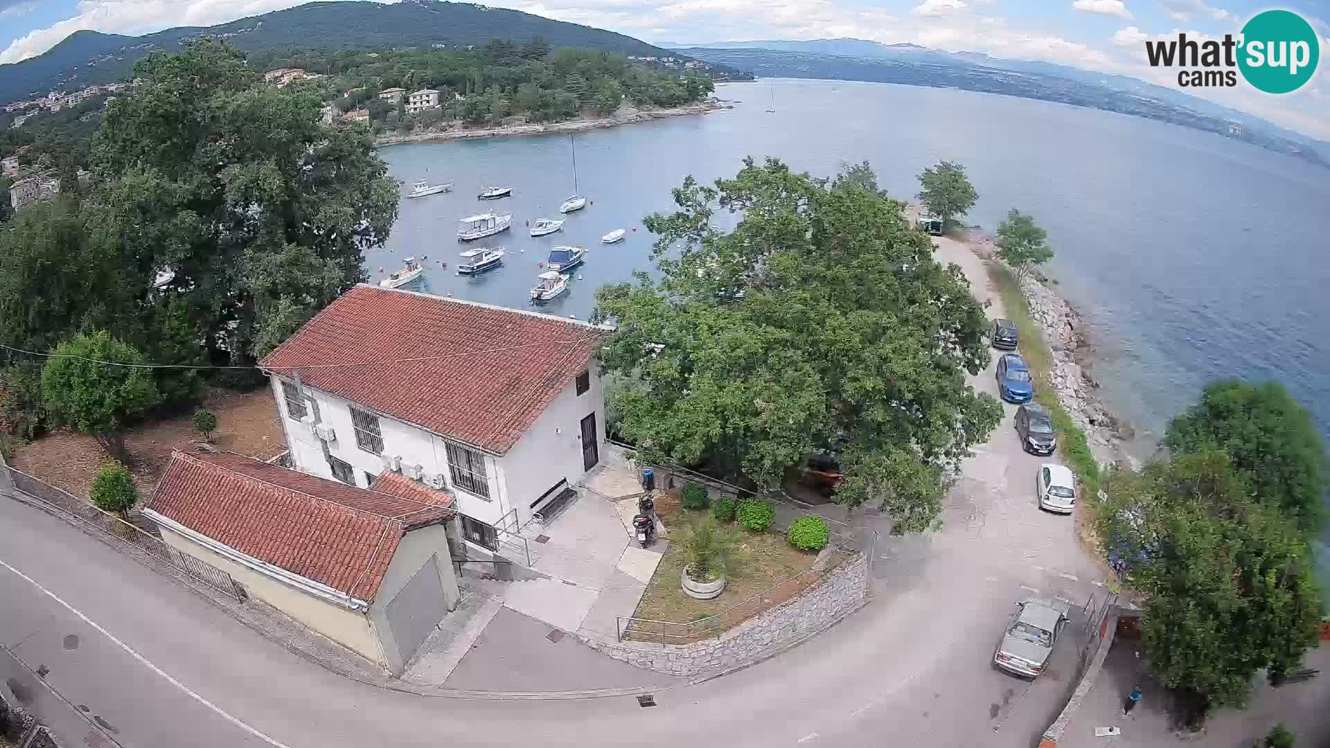 Ika Harbor Webcam – LIVE View of the Harbor and Opatija Lights