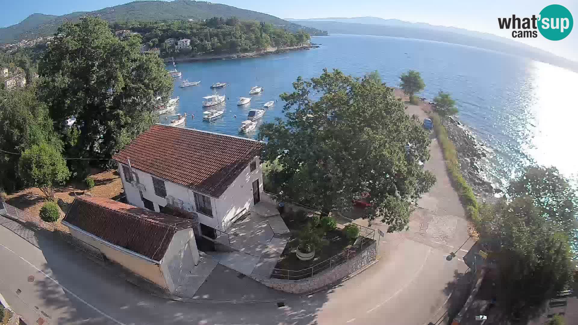 Ika Harbor Webcam – LIVE View of the Harbor and Opatija Lights