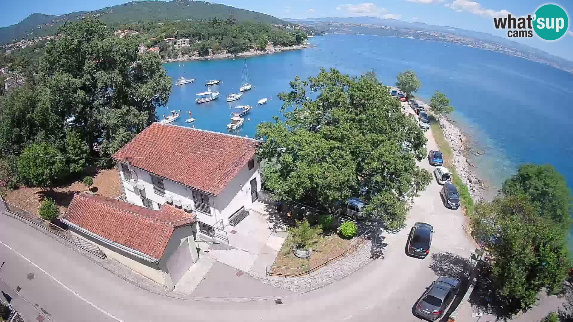 Ika Harbor Webcam – LIVE View of the Harbor and Opatija Lights