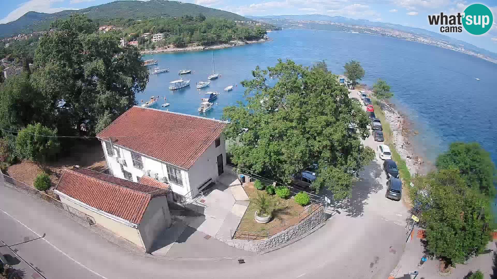 Ika Harbor Webcam – LIVE View of the Harbor and Opatija Lights
