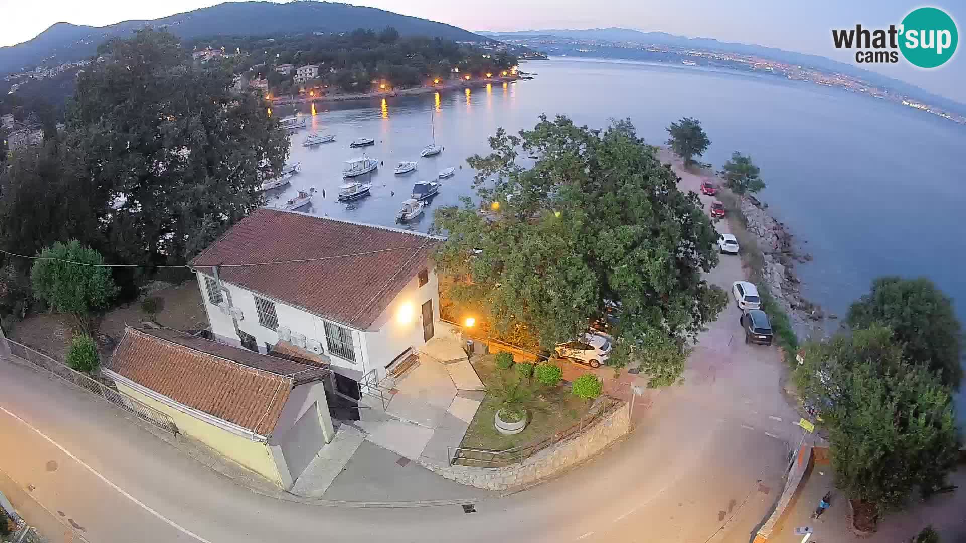 Webcam porto Ika – Vista LIVE sul porto e le luci di Opatija