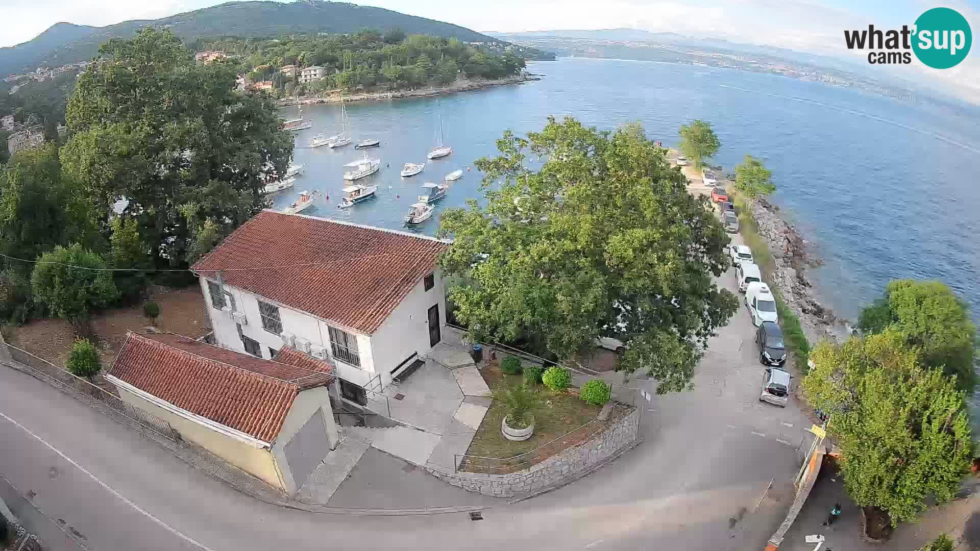 Ika Harbor Webcam – LIVE View of the Harbor and Opatija Lights