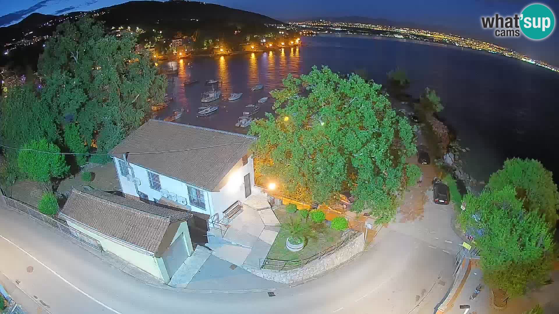 Webcam porto Ika – Vista LIVE sul porto e le luci di Opatija