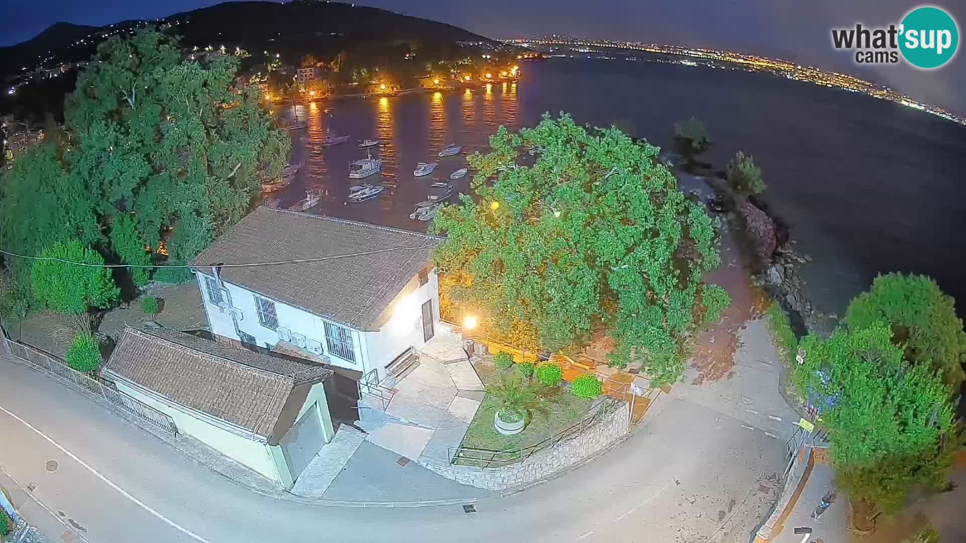 Webcam porto Ika – Vista LIVE sul porto e le luci di Opatija
