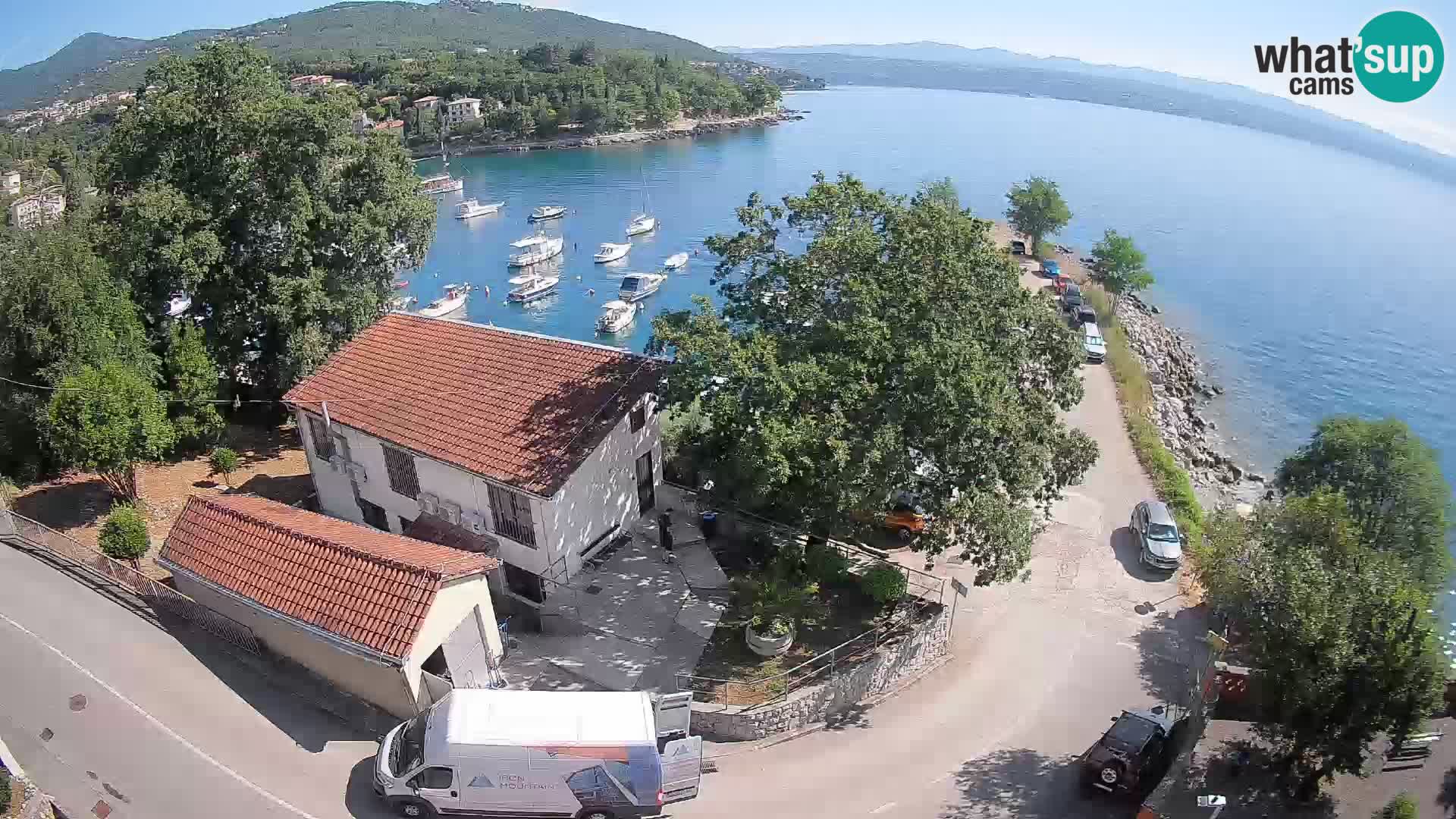 Ika Harbor Webcam – LIVE View of the Harbor and Opatija Lights