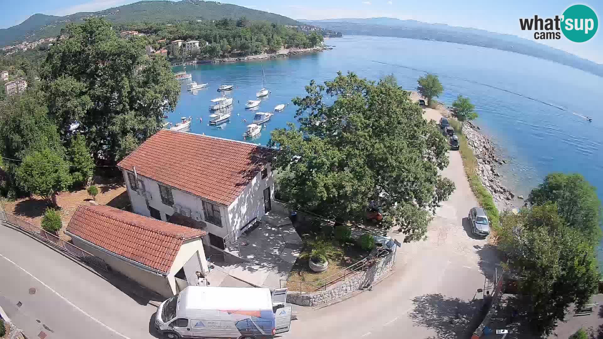 Ika Harbor Webcam – LIVE View of the Harbor and Opatija Lights
