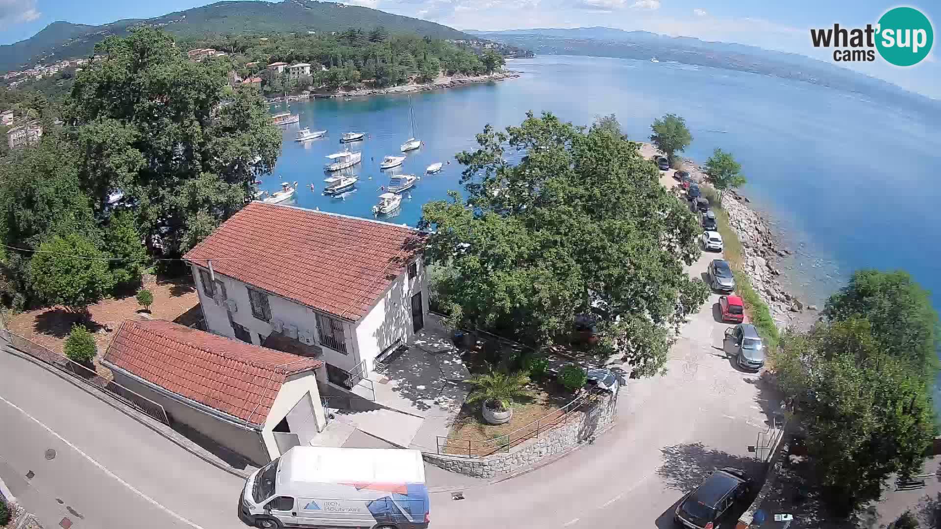 Ika Harbor Webcam – LIVE View of the Harbor and Opatija Lights