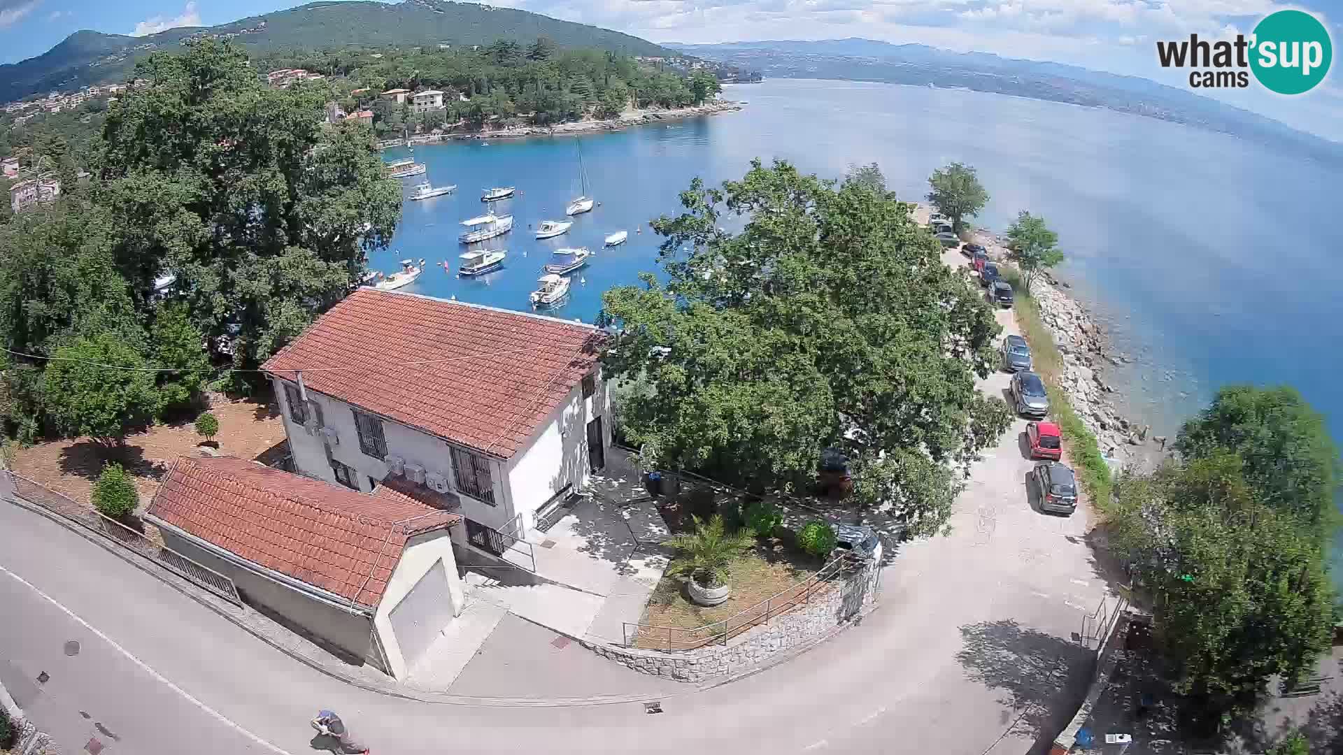 Ika Harbor Webcam – LIVE View of the Harbor and Opatija Lights