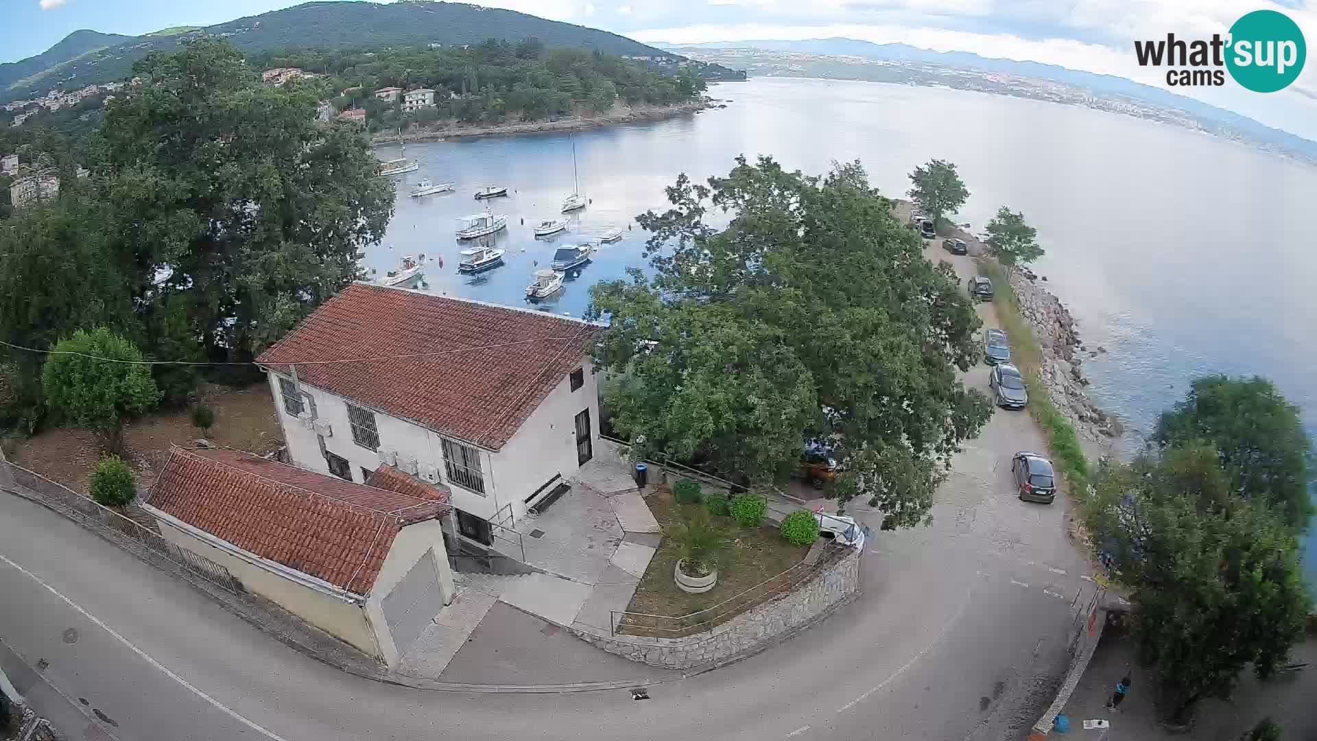 Ika Harbor Webcam – LIVE View of the Harbor and Opatija Lights