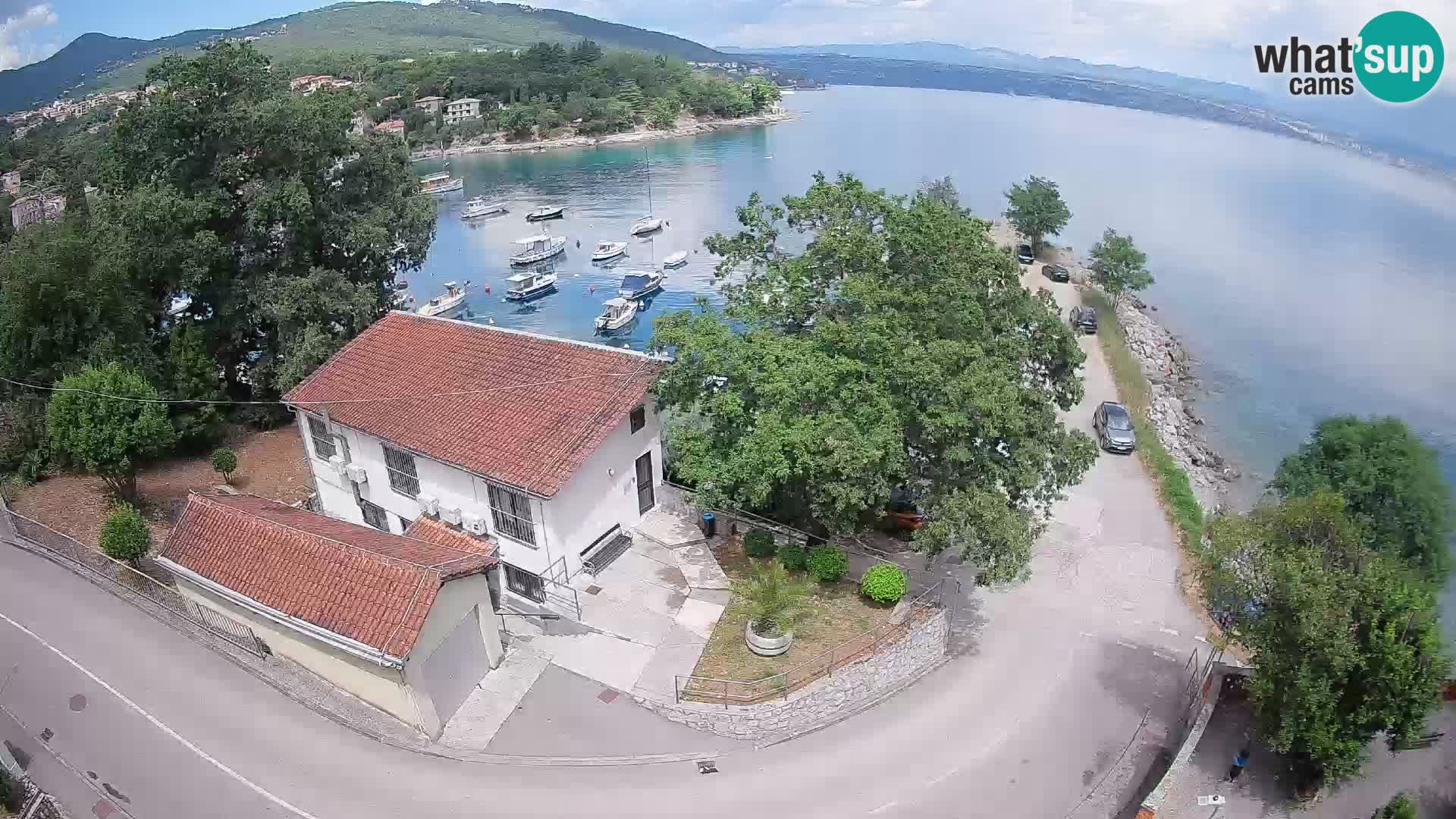 Ika Harbor Webcam – LIVE View of the Harbor and Opatija Lights