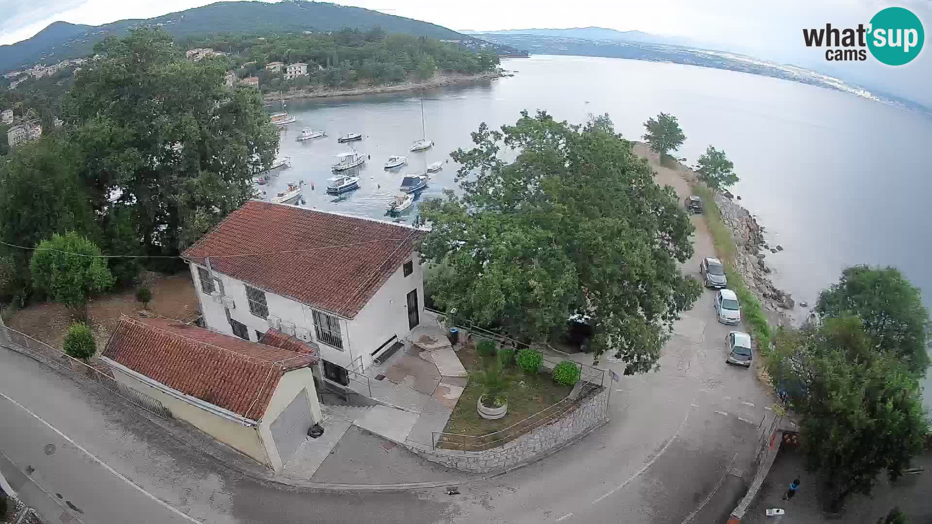 Ika Harbor Webcam – LIVE View of the Harbor and Opatija Lights