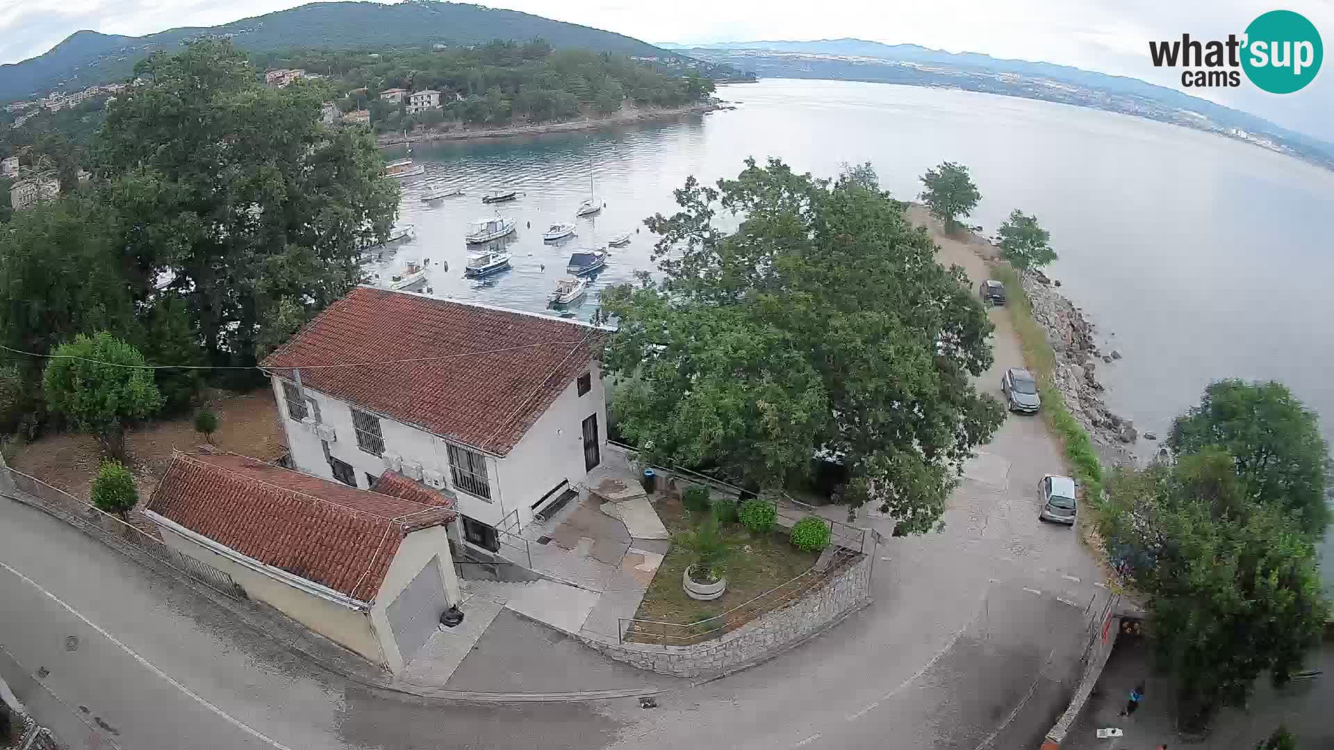 Ika Harbor Webcam – LIVE View of the Harbor and Opatija Lights