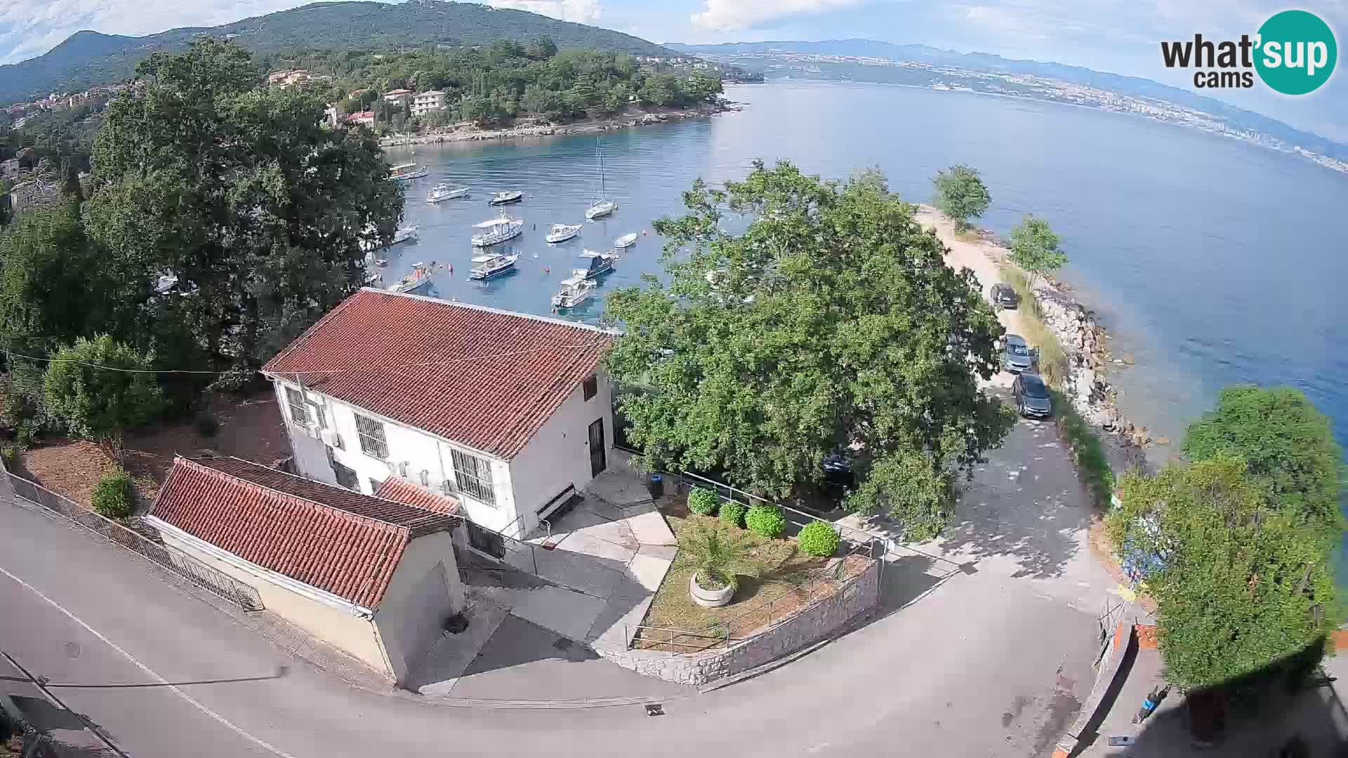 Ika Harbor Webcam – LIVE View of the Harbor and Opatija Lights