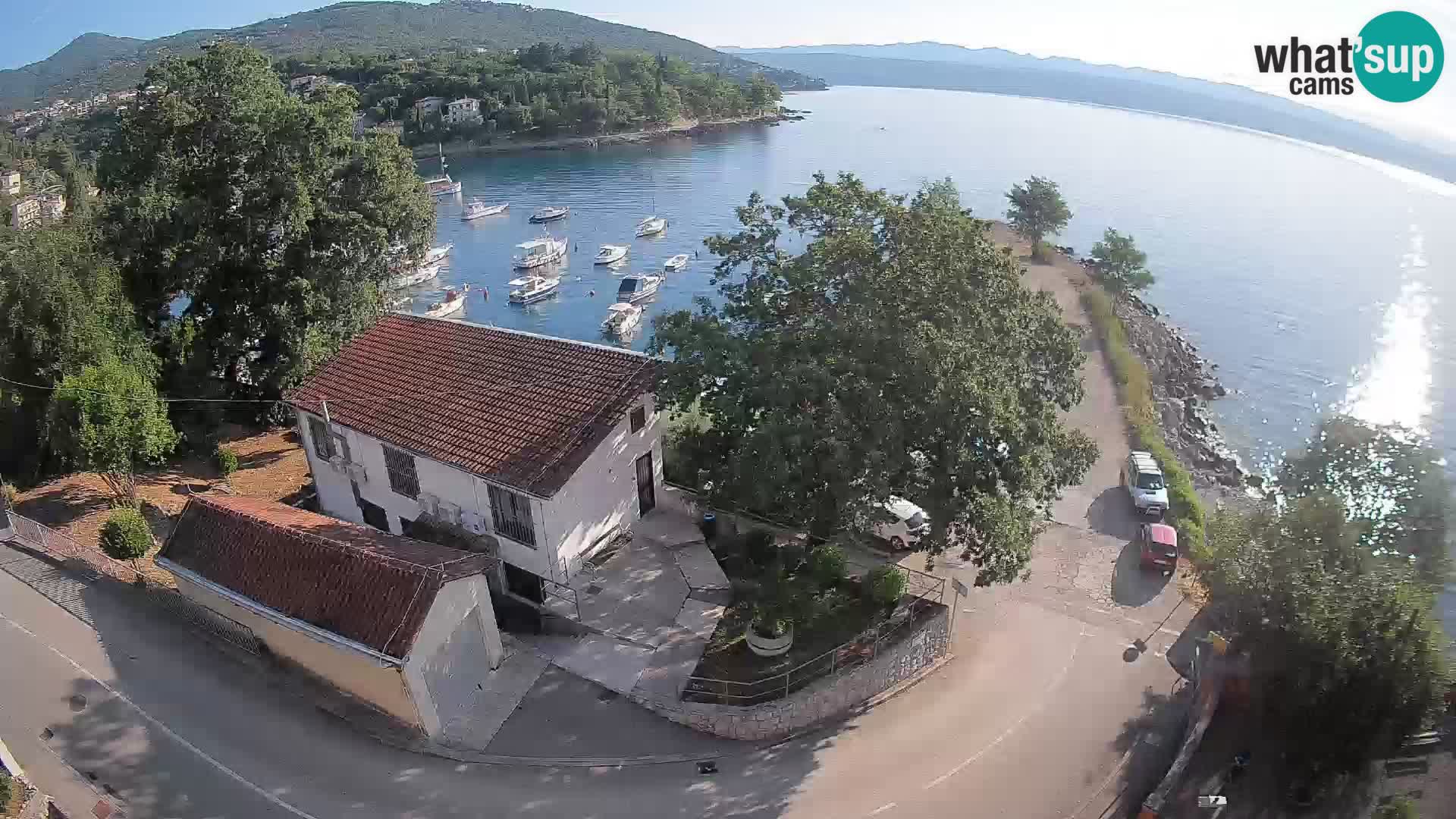Ika Harbor Webcam – LIVE View of the Harbor and Opatija Lights