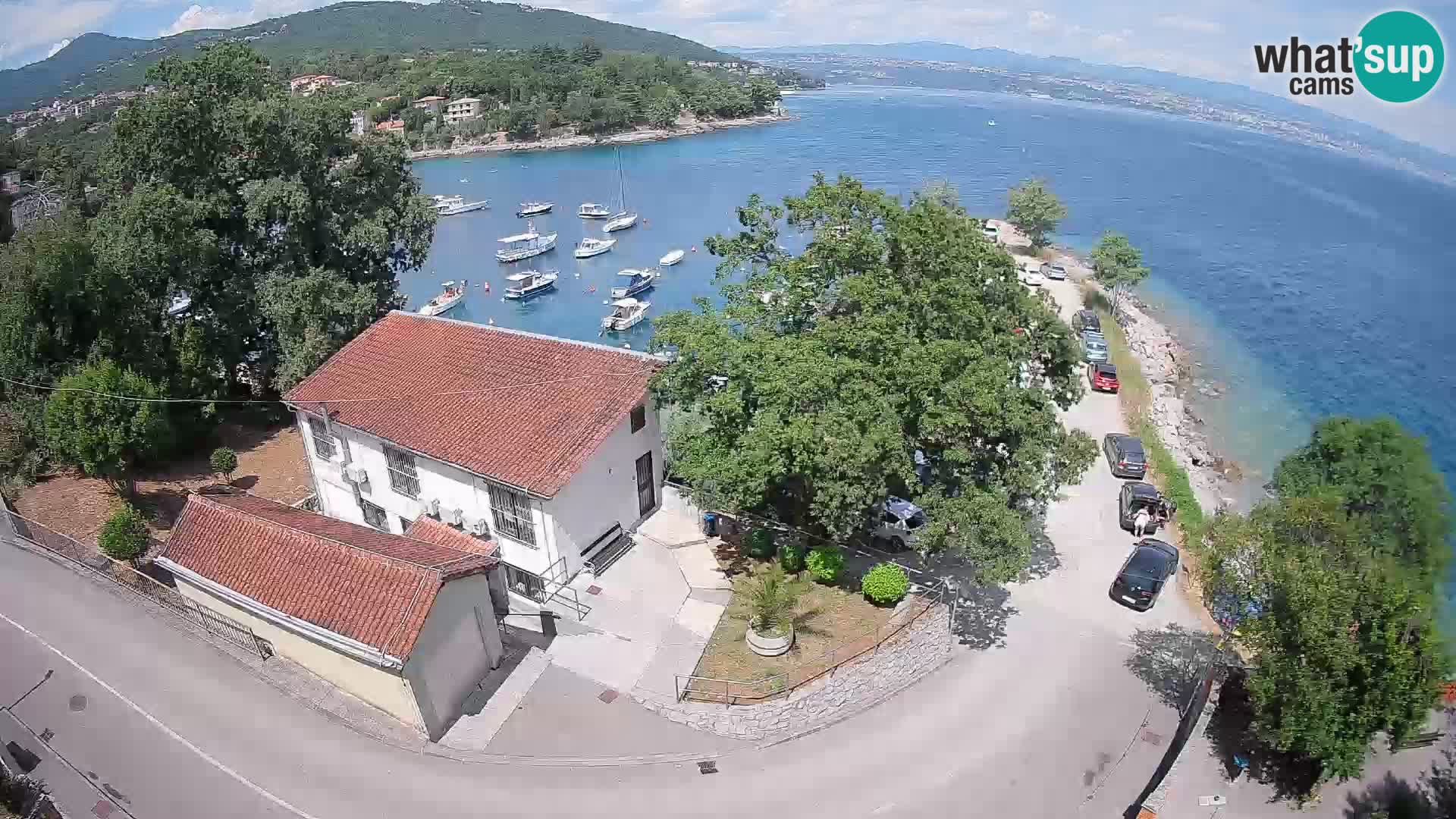 Ika Harbor Webcam – LIVE View of the Harbor and Opatija Lights
