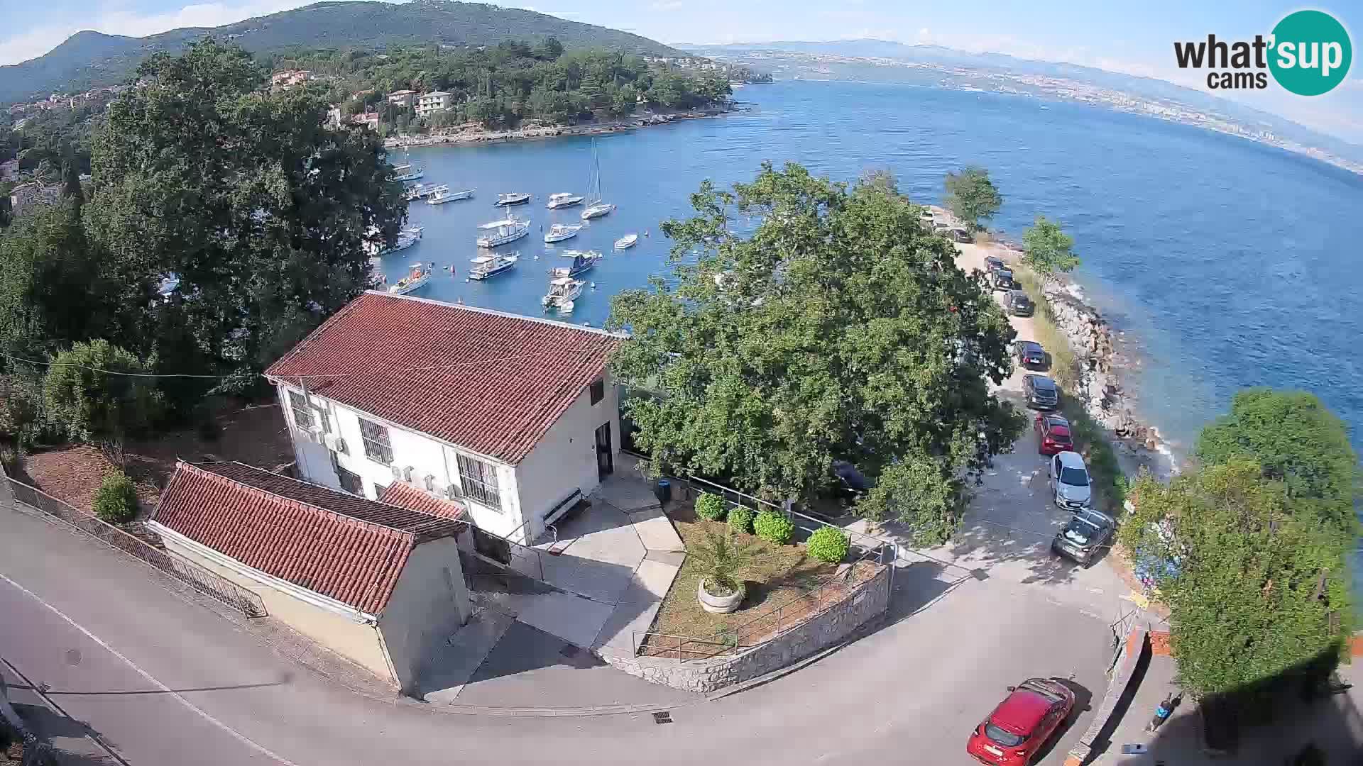 Ika Harbor Webcam – LIVE View of the Harbor and Opatija Lights