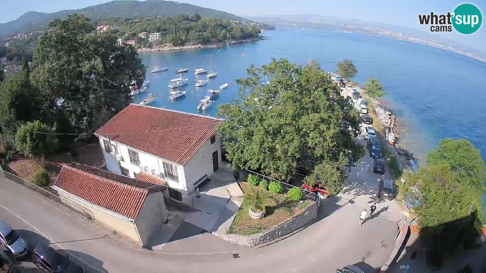 Ika Harbor Webcam – LIVE View of the Harbor and Opatija Lights