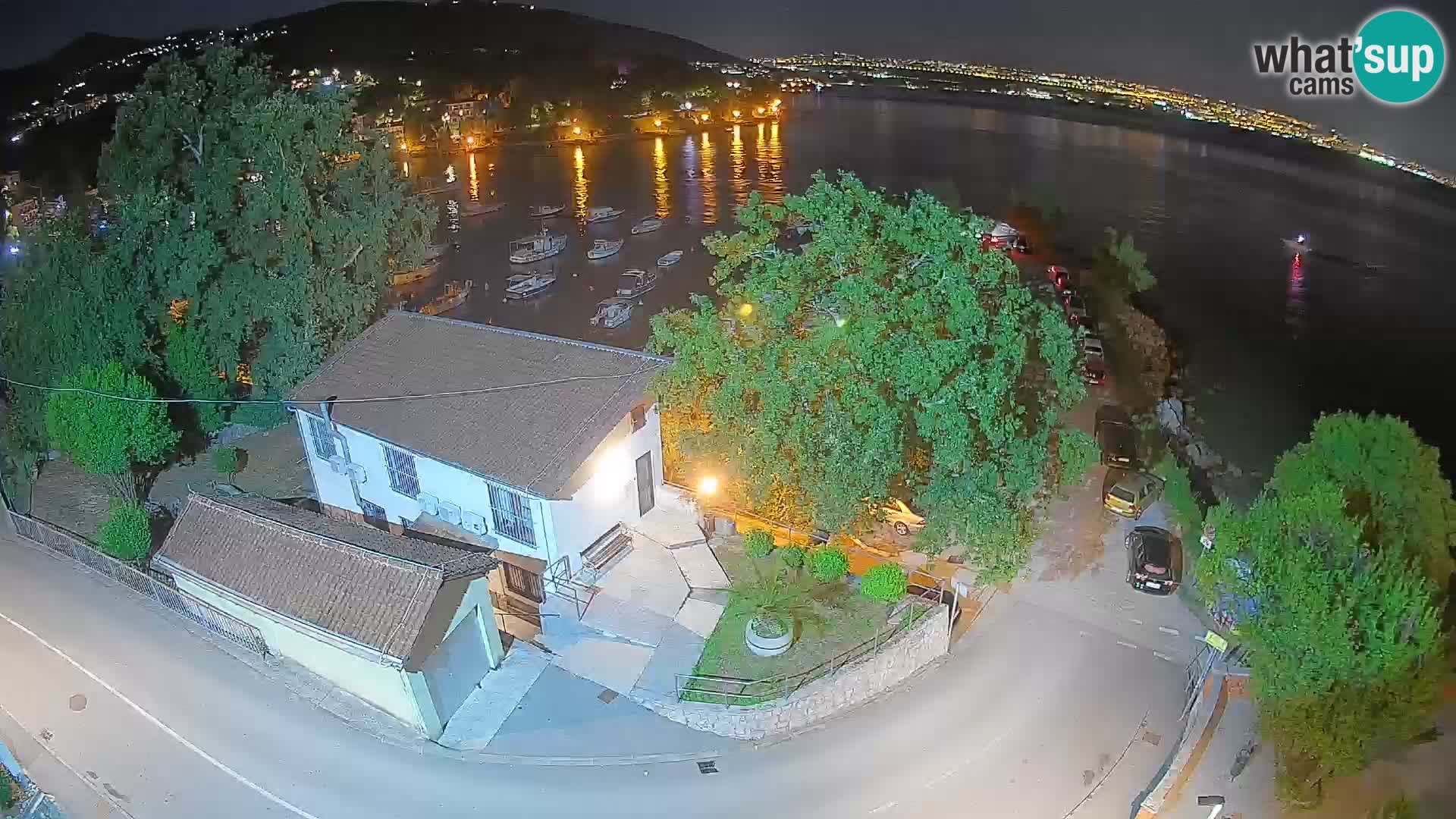 Ika Harbor Webcam – LIVE View of the Harbor and Opatija Lights