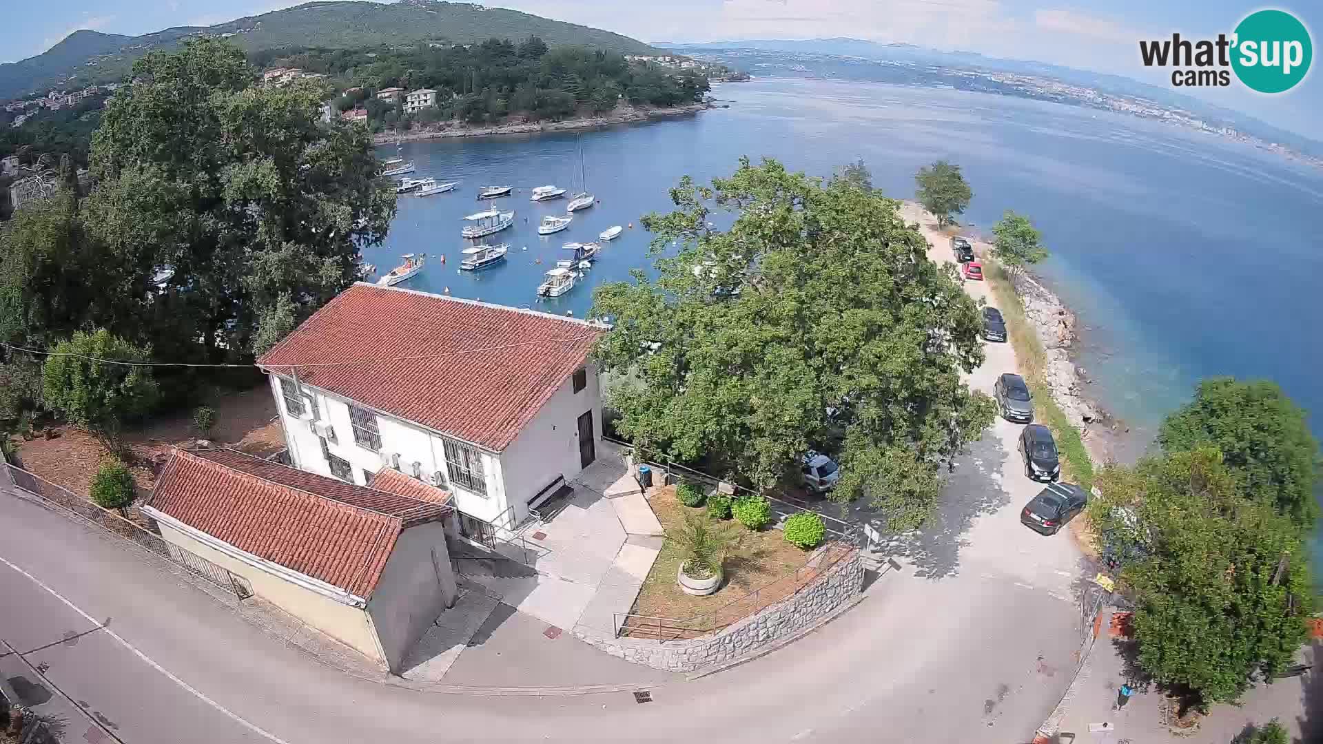 Ika Harbor Webcam – LIVE View of the Harbor and Opatija Lights