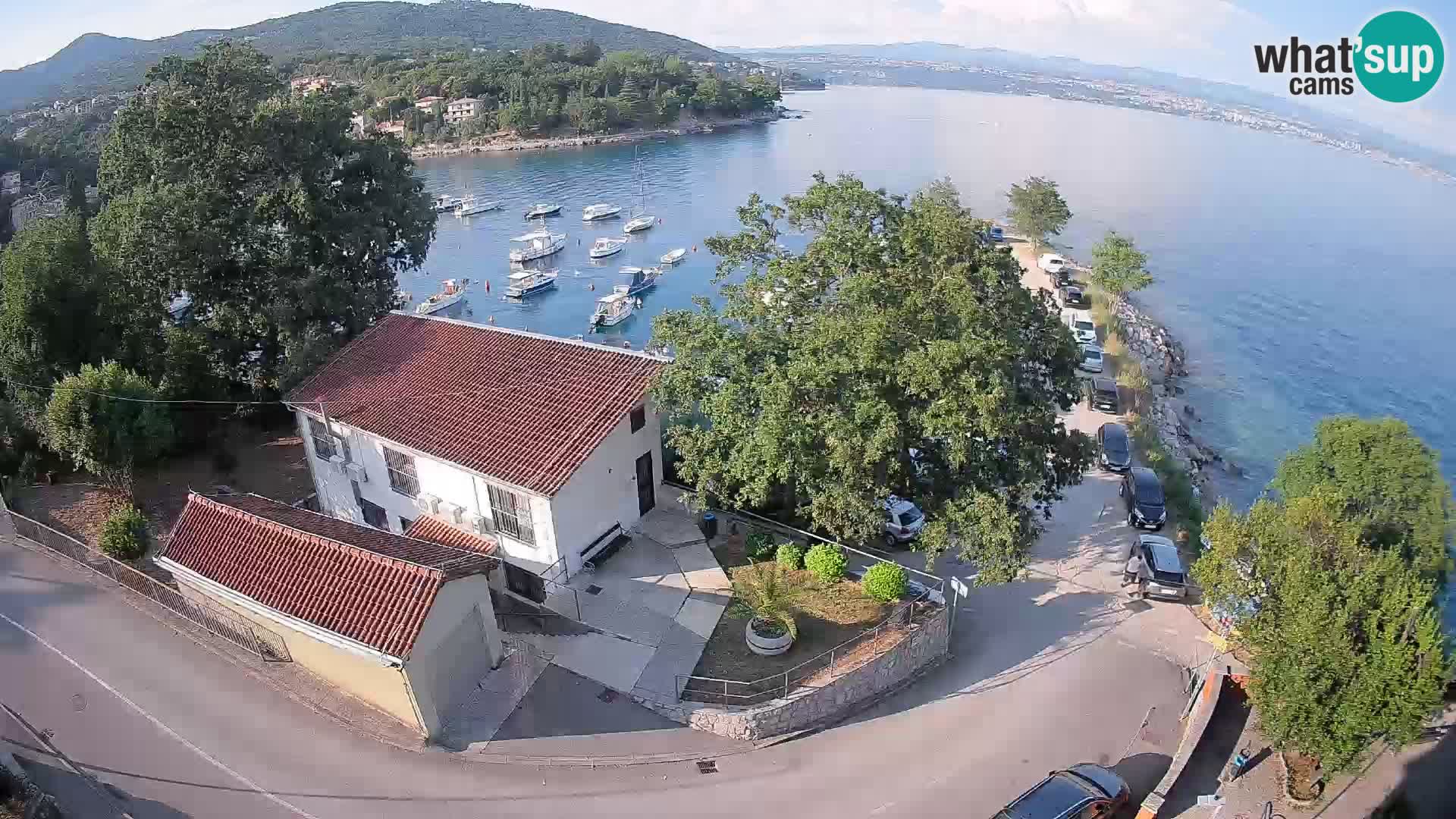 Ika Harbor Webcam – LIVE View of the Harbor and Opatija Lights